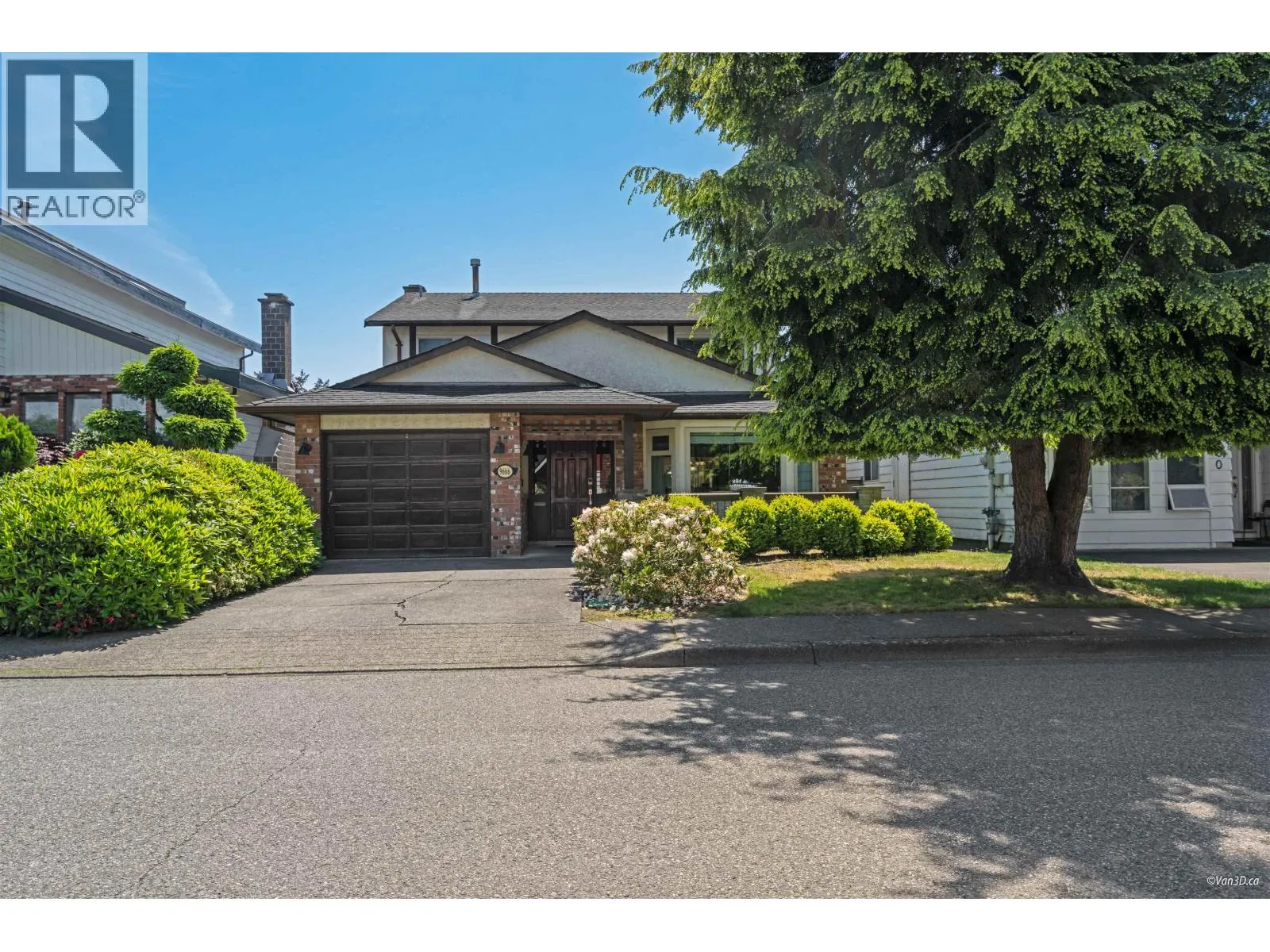 9666 ASHWOOD DRIVE