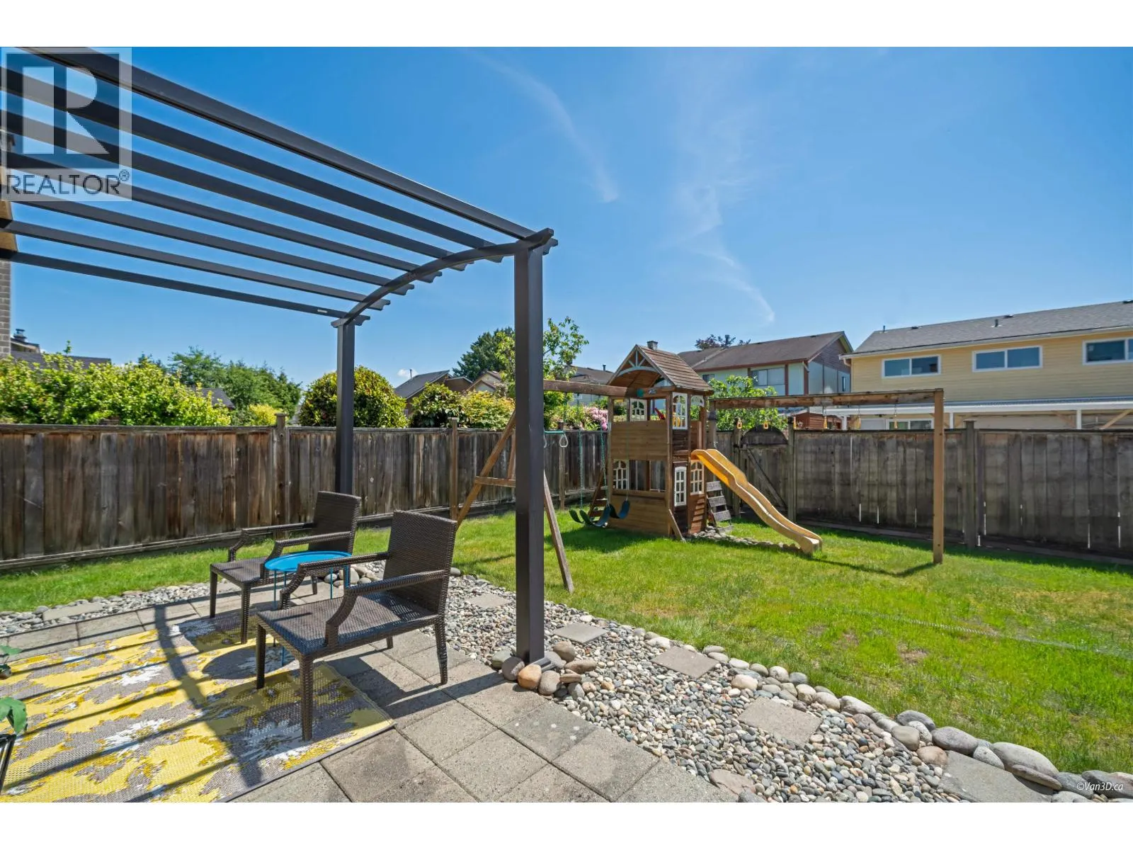 9666 ASHWOOD DRIVE