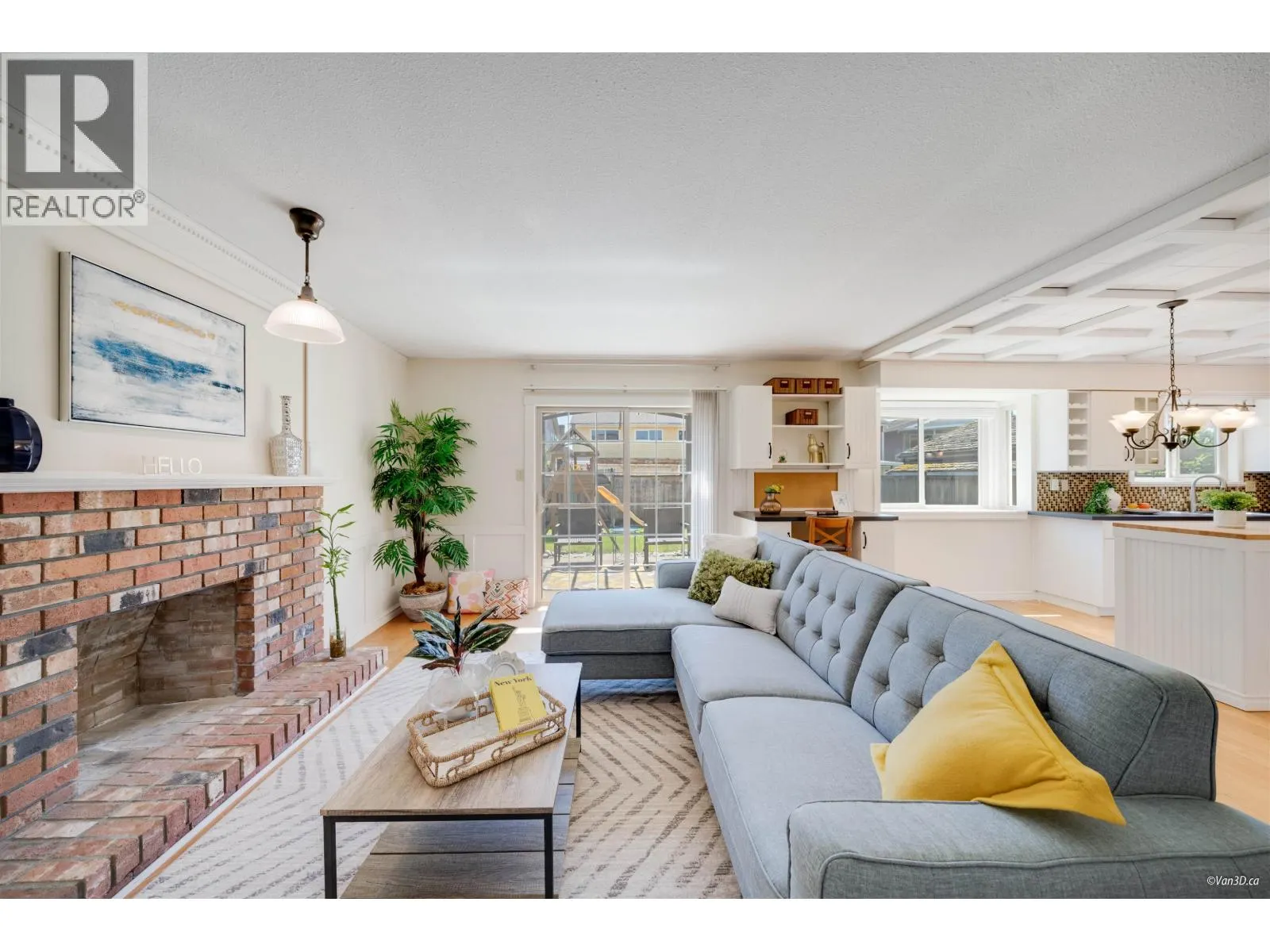 9666 ASHWOOD DRIVE