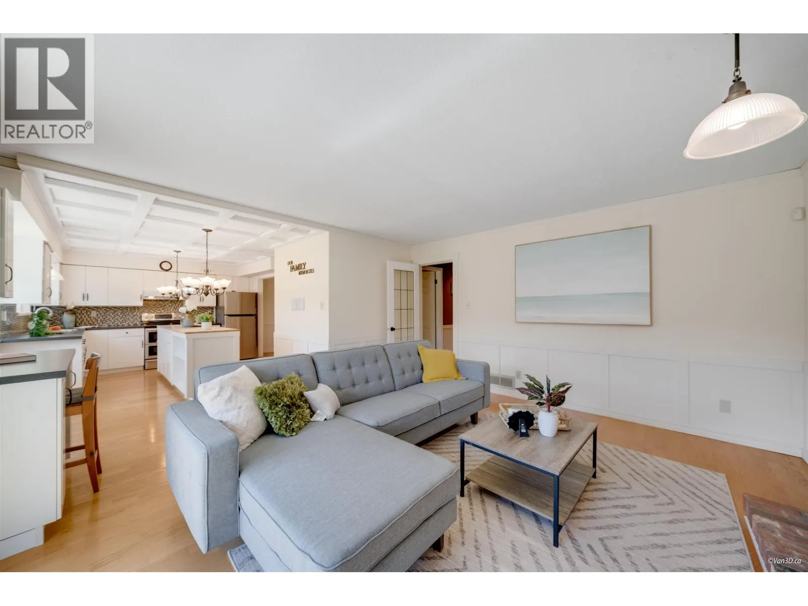 9666 ASHWOOD DRIVE