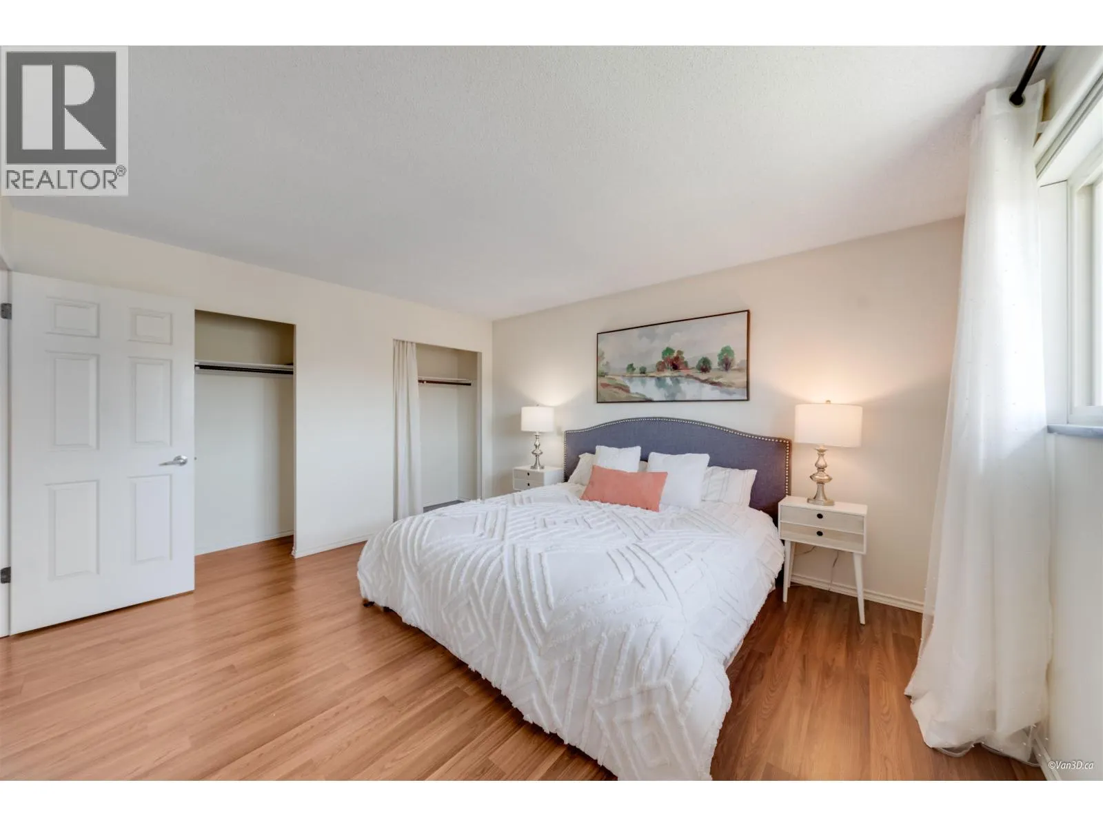 9666 ASHWOOD DRIVE