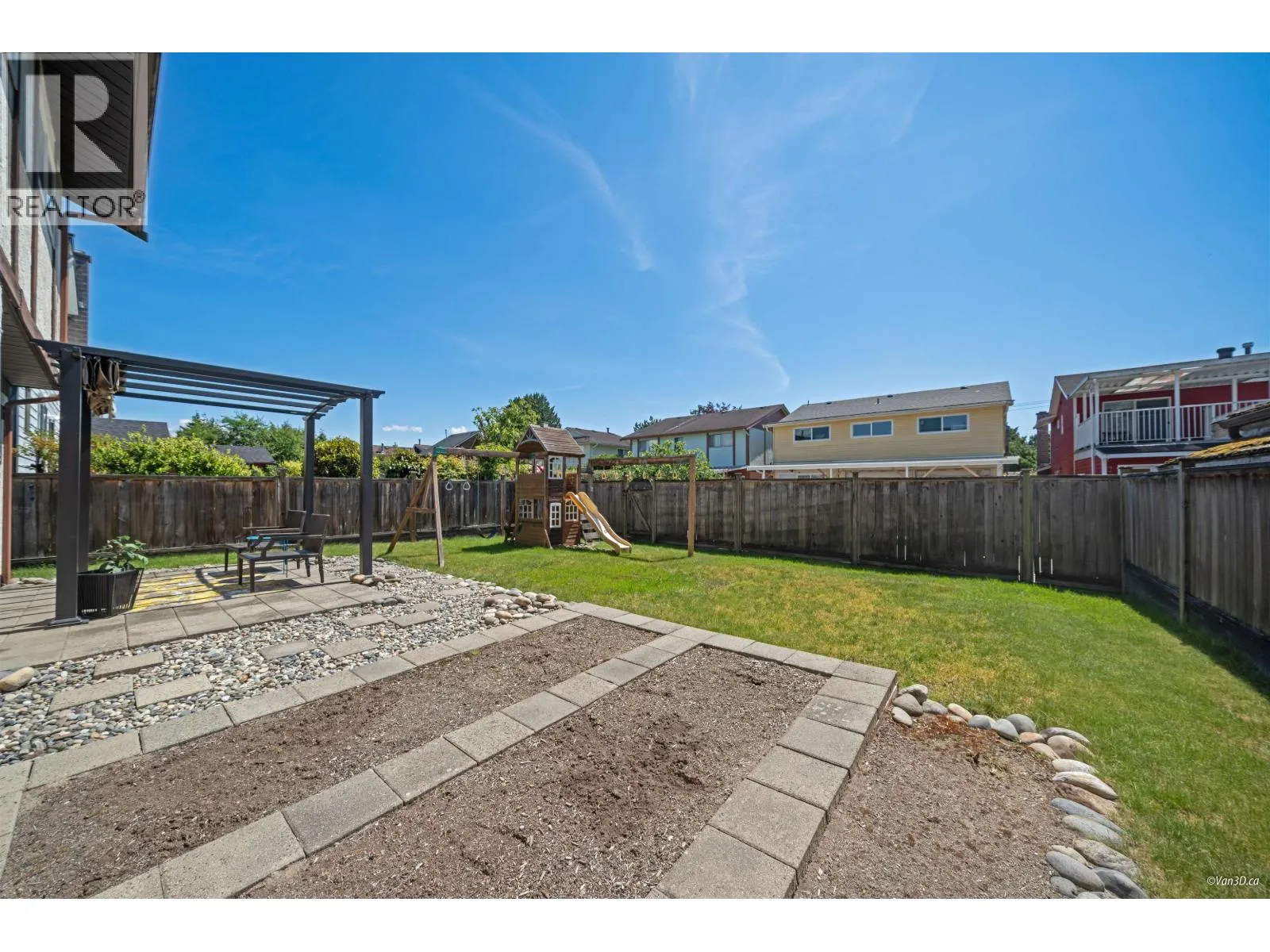 9666 ASHWOOD DRIVE