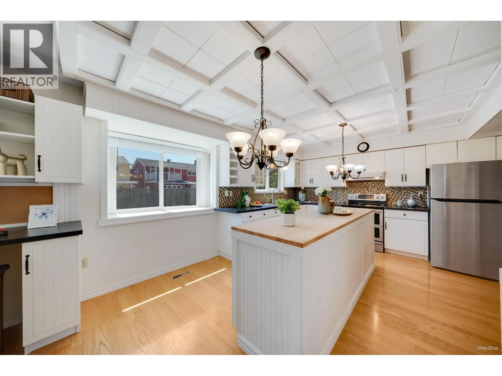 9666 ASHWOOD DRIVE