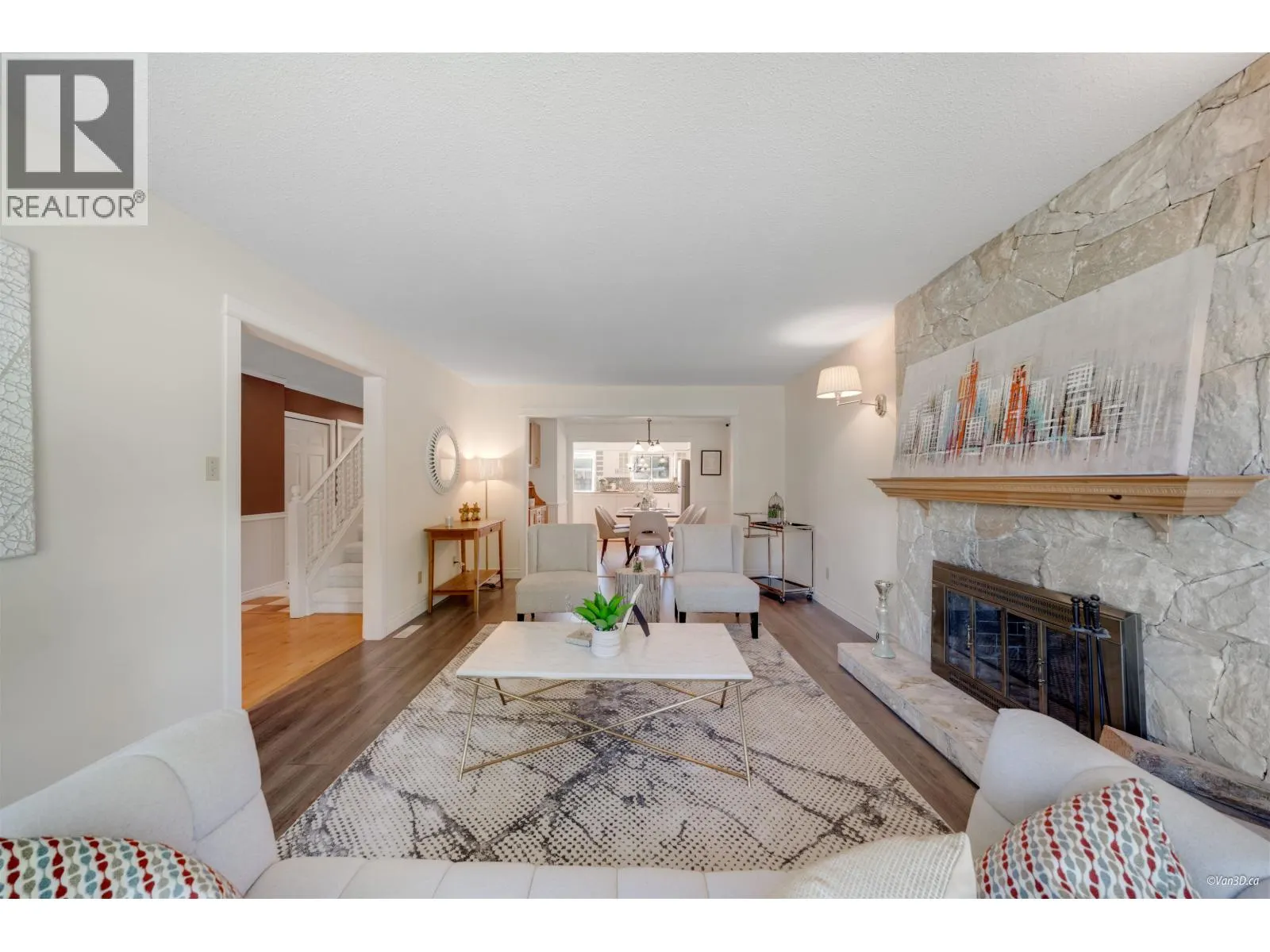 9666 ASHWOOD DRIVE