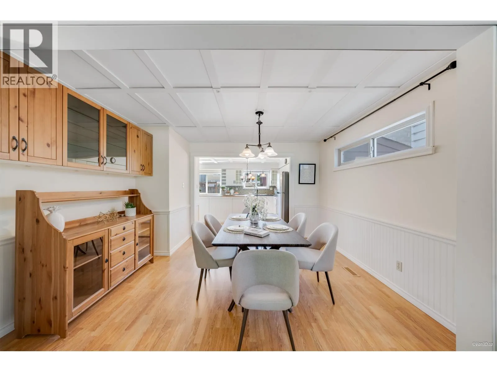 9666 ASHWOOD DRIVE