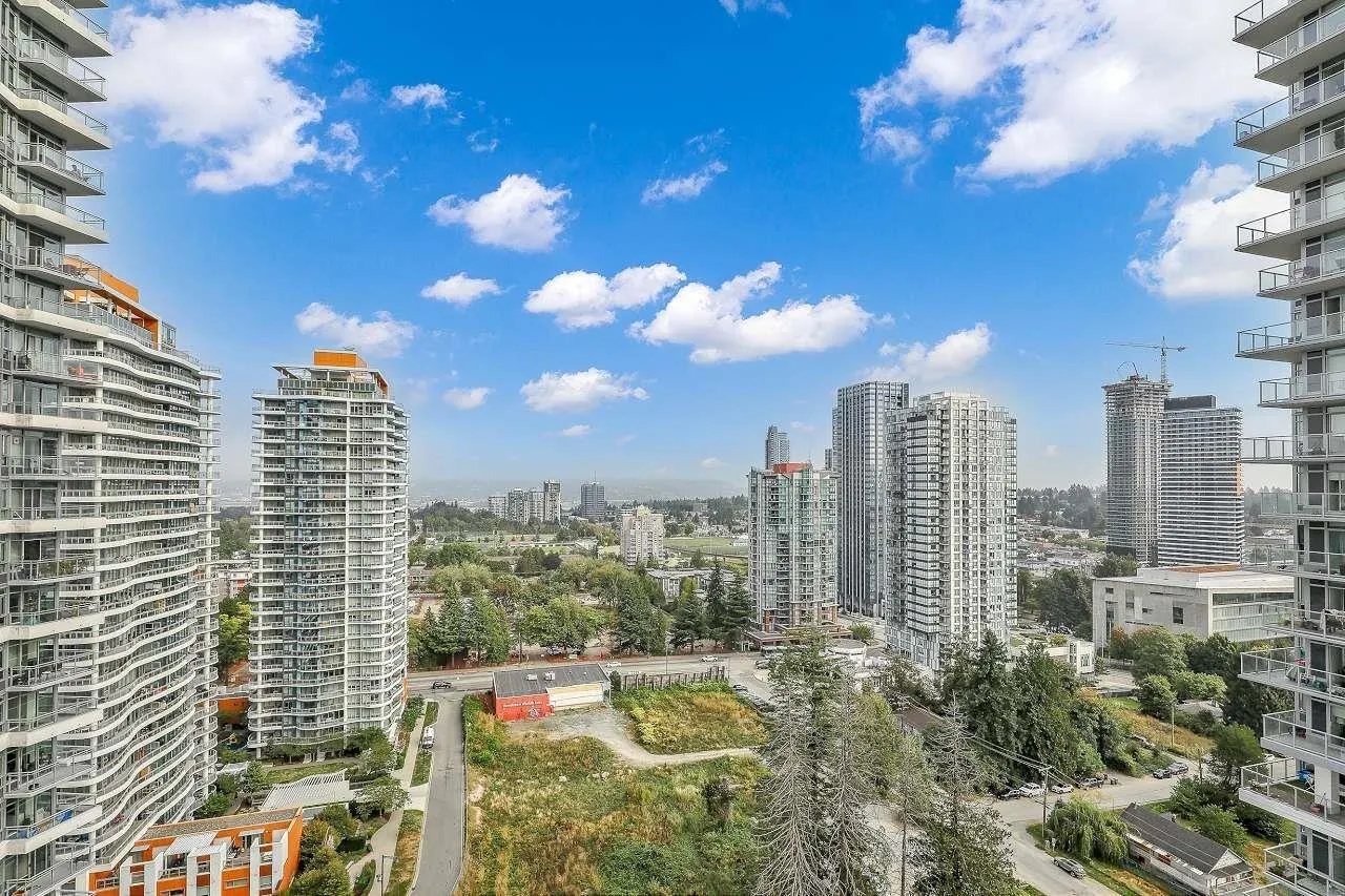 2305 13325 102A AVENUE
