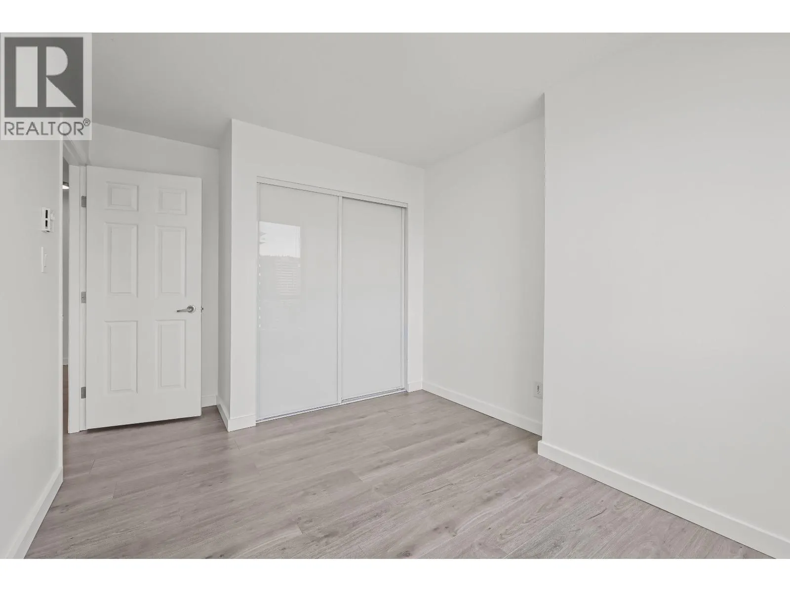 2305 9603 MANCHESTER DRIVE