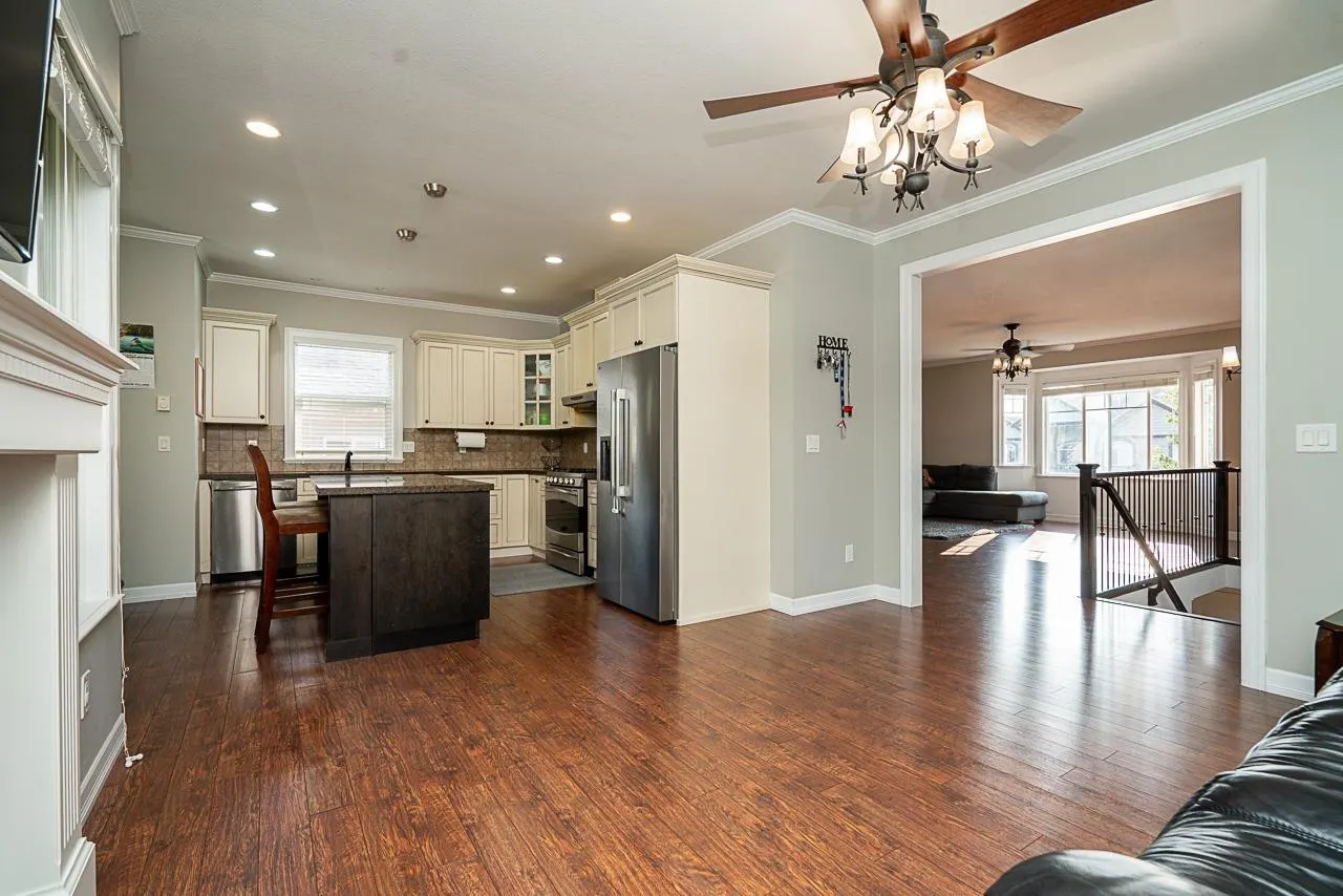 27680 SIGNAL COURT