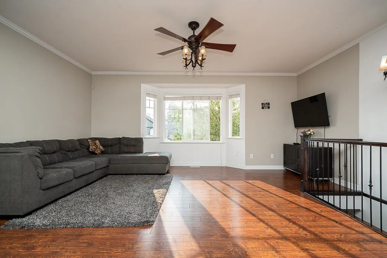 27680 SIGNAL COURT