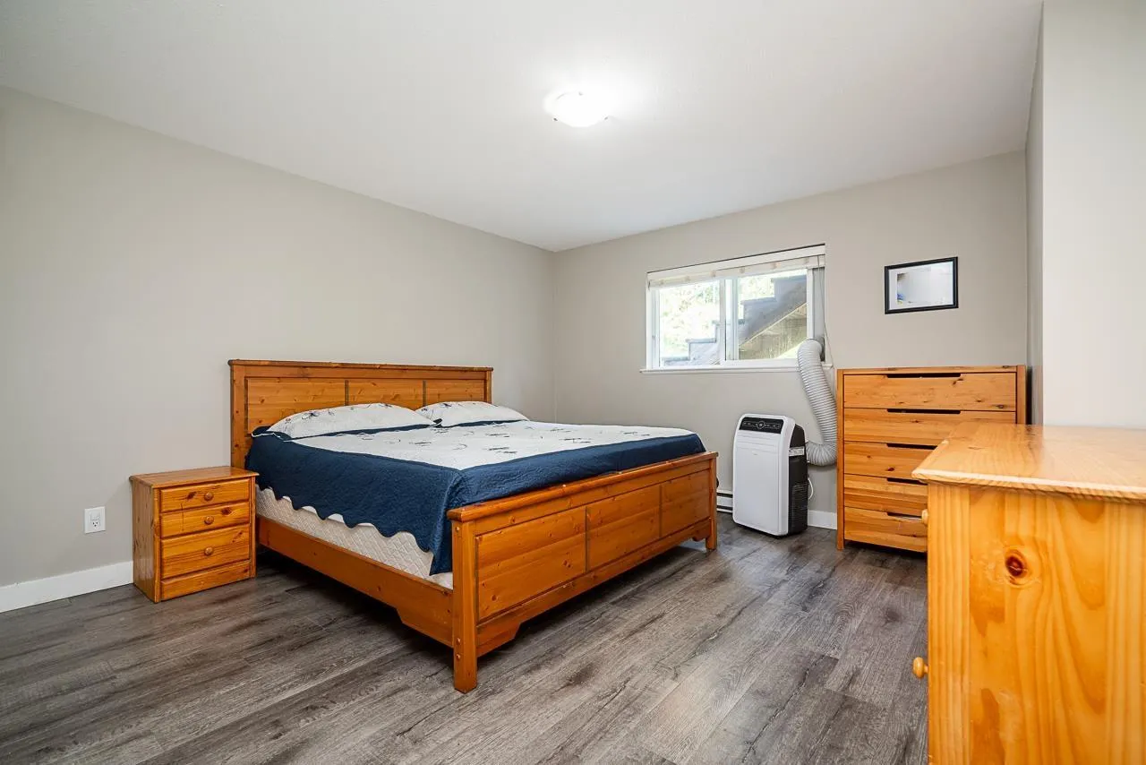 27680 SIGNAL COURT
