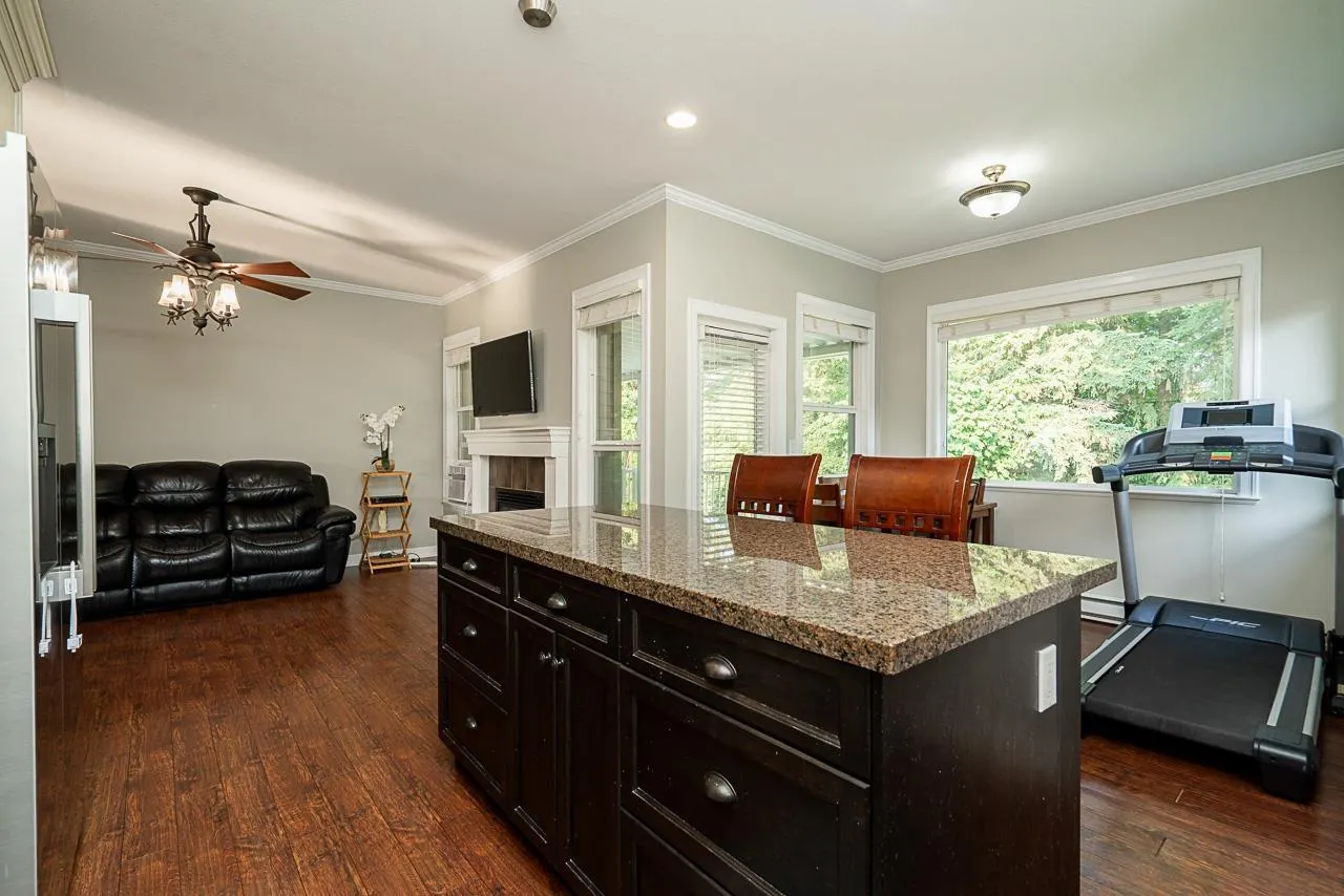 27680 SIGNAL COURT