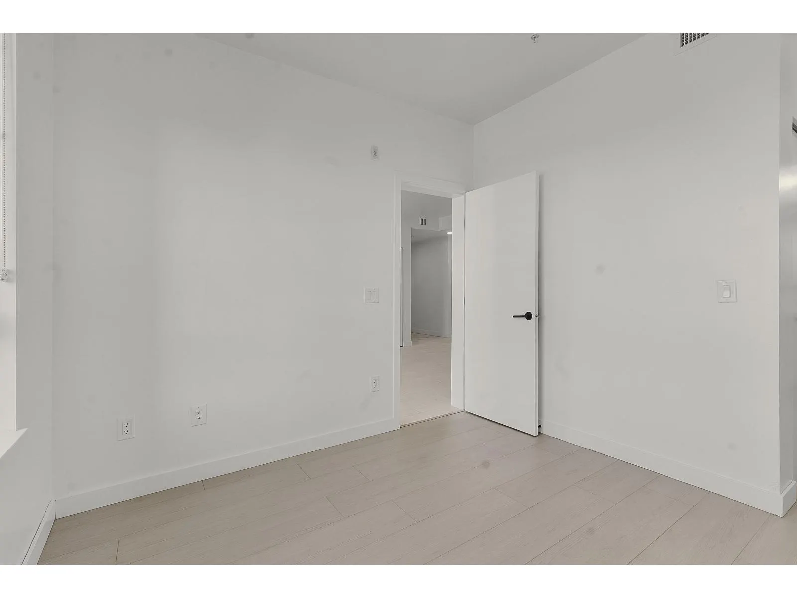 509 13439 94A AVENUE