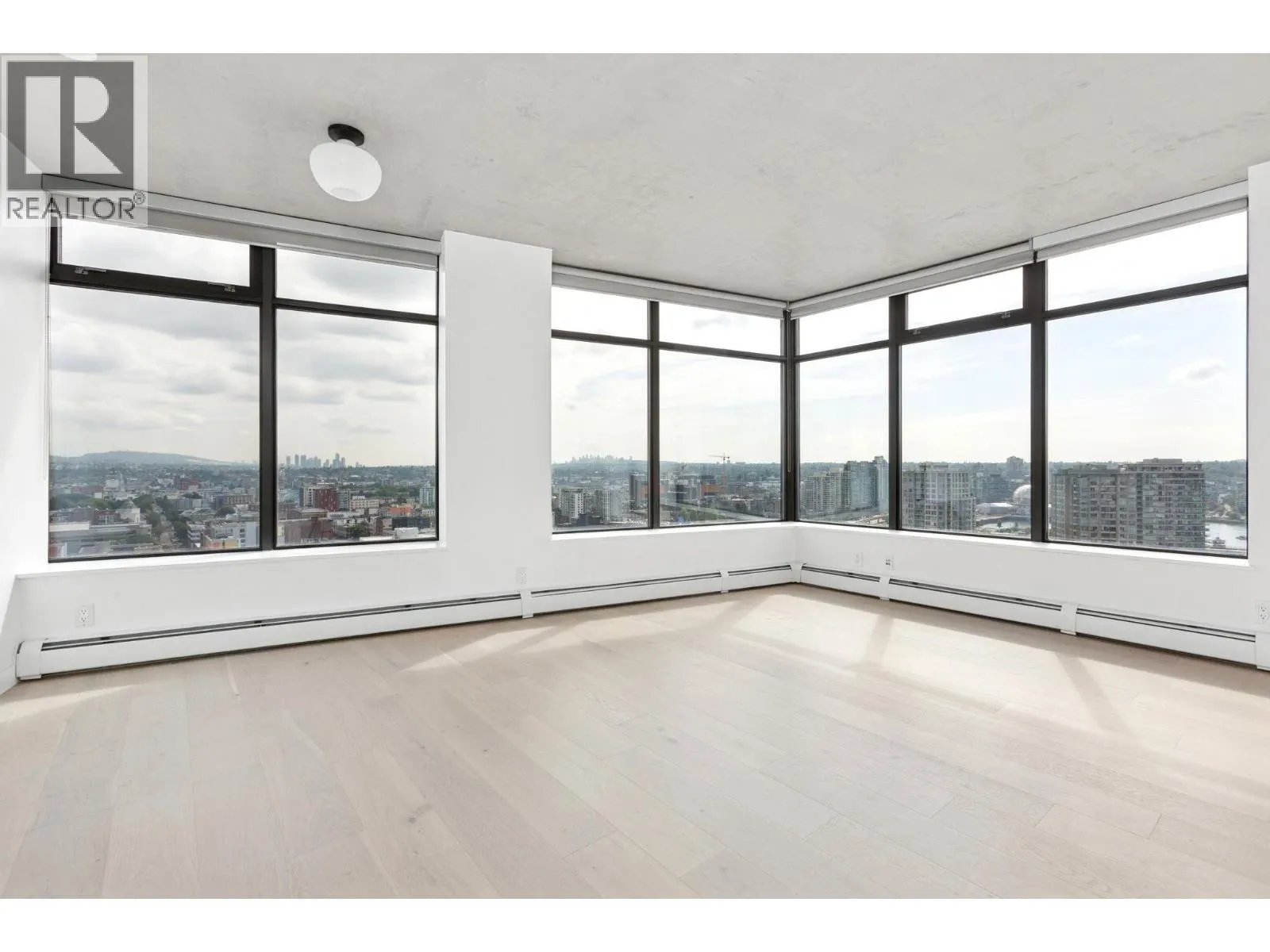 2404 108 W CORDOVA STREET