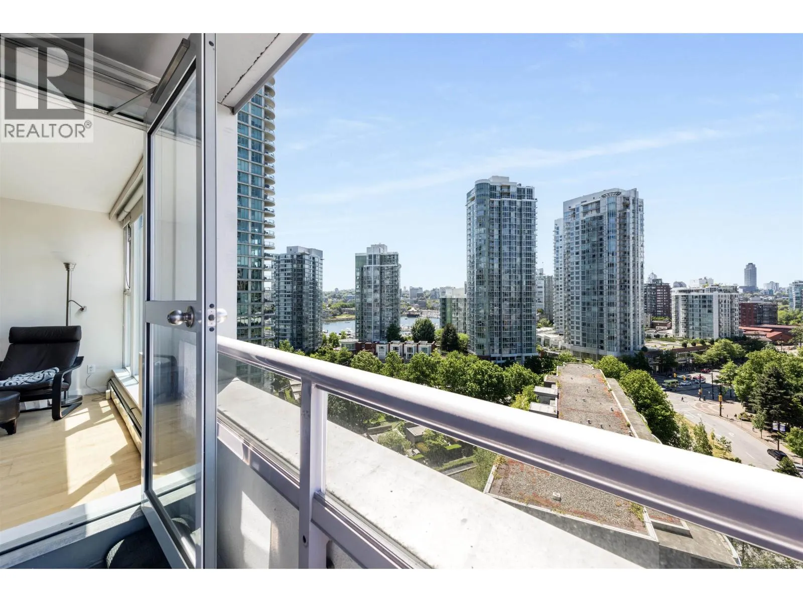 1708 1008 CAMBIE STREET