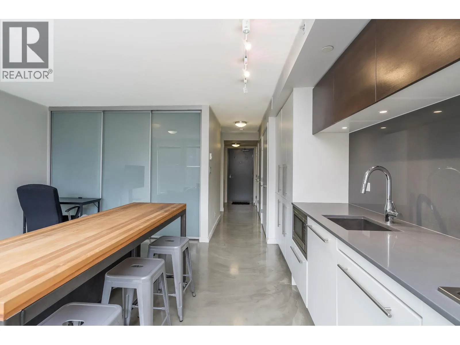 505 150 E CORDOVA STREET