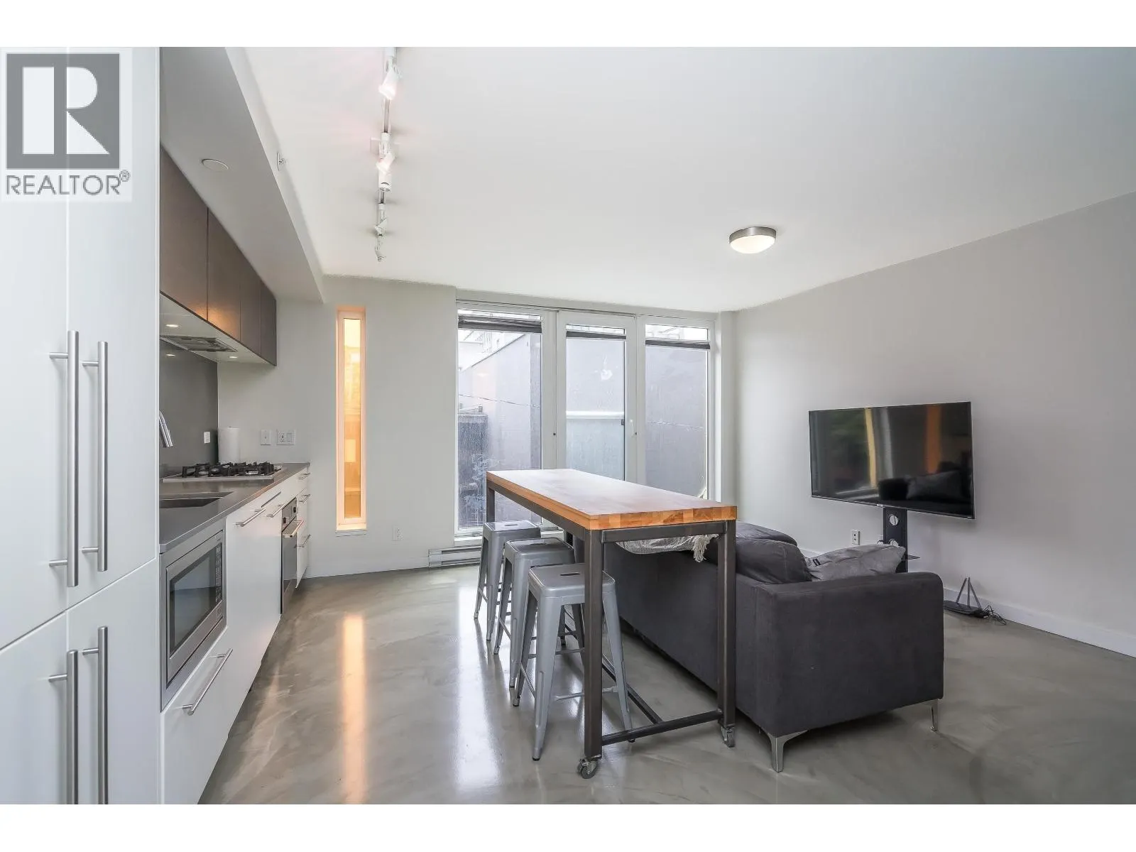 505 150 E CORDOVA STREET