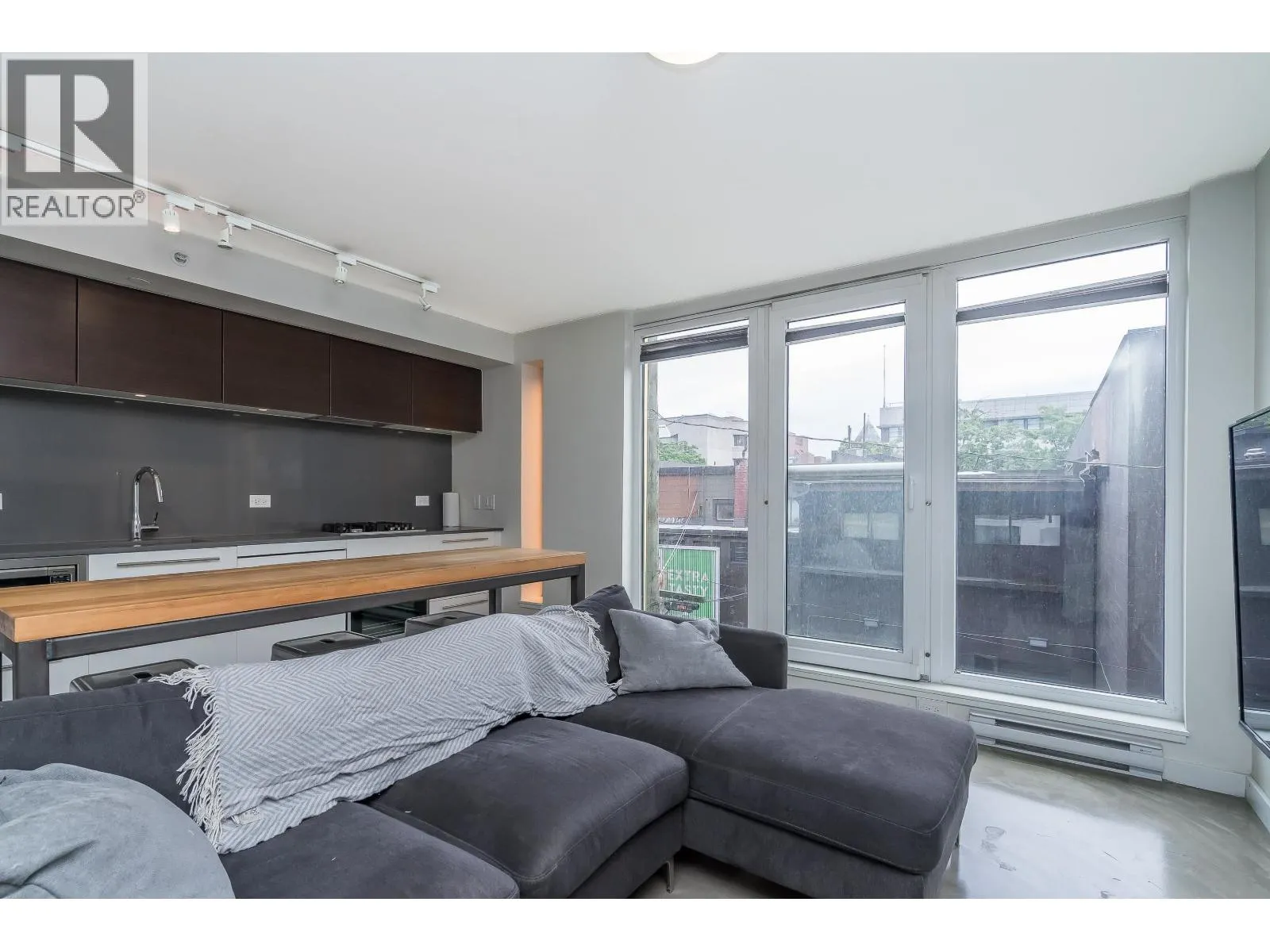 505 150 E CORDOVA STREET