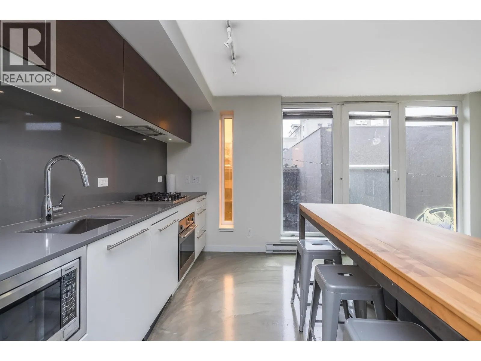 505 150 E CORDOVA STREET