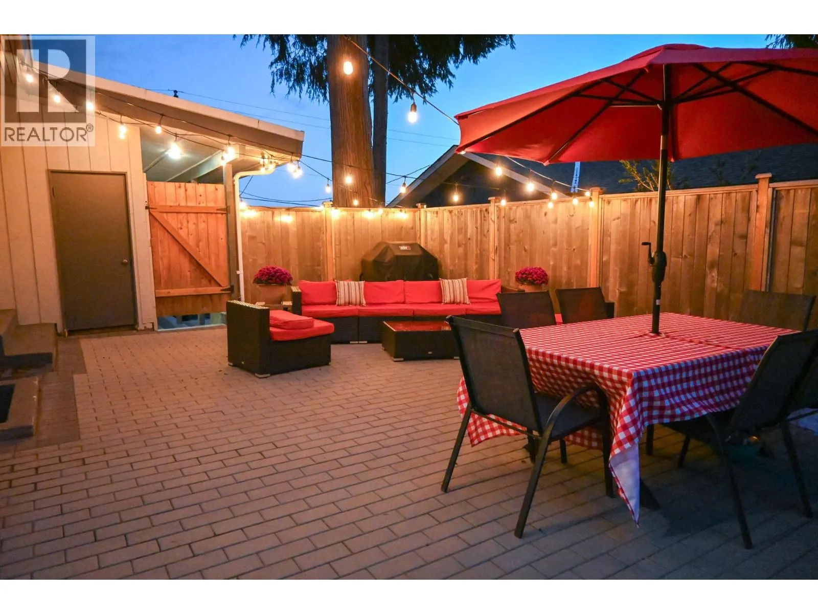 1723 HAMMOND AVENUE
