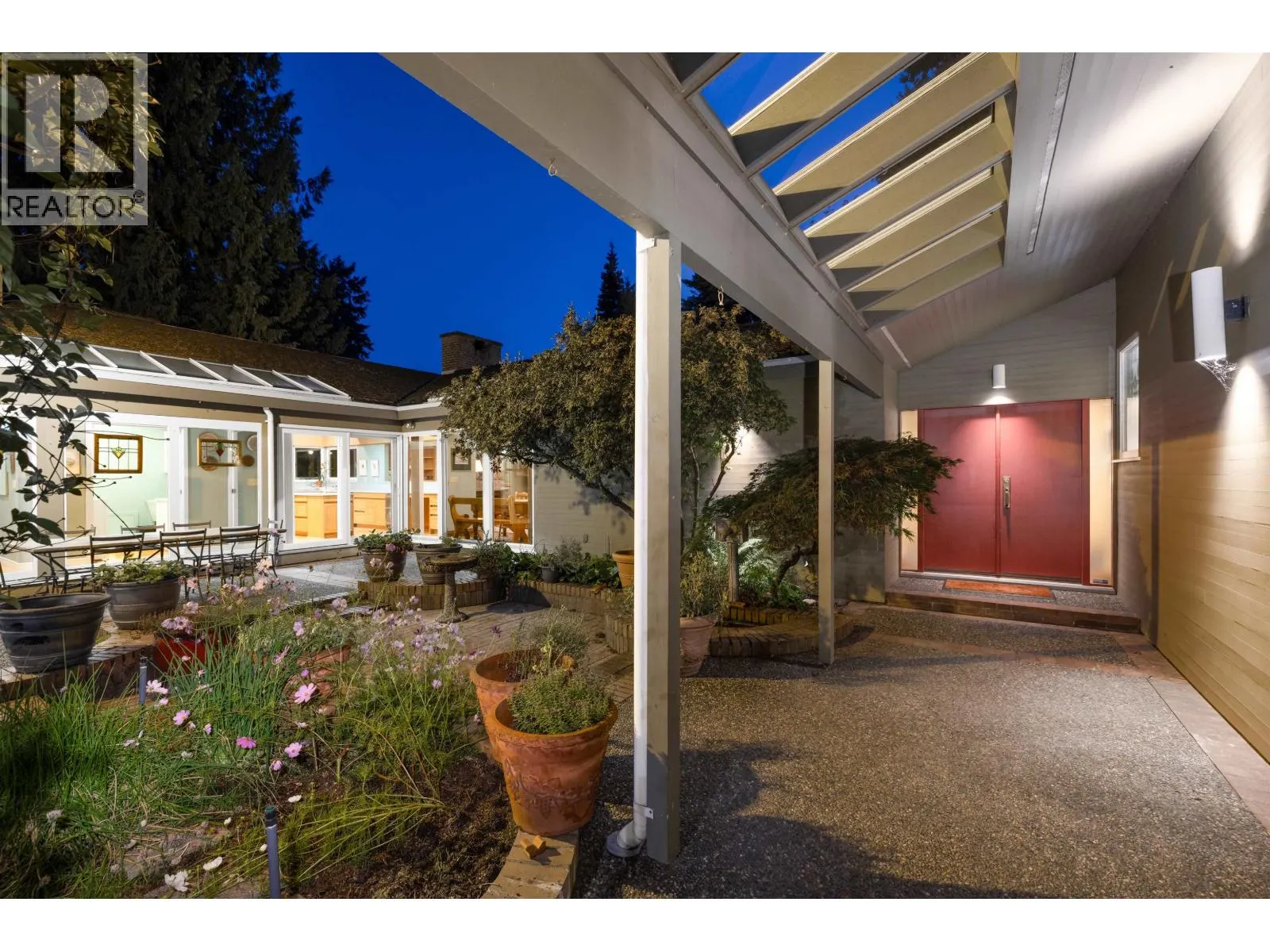 535 ENGLISH BLUFF ROAD