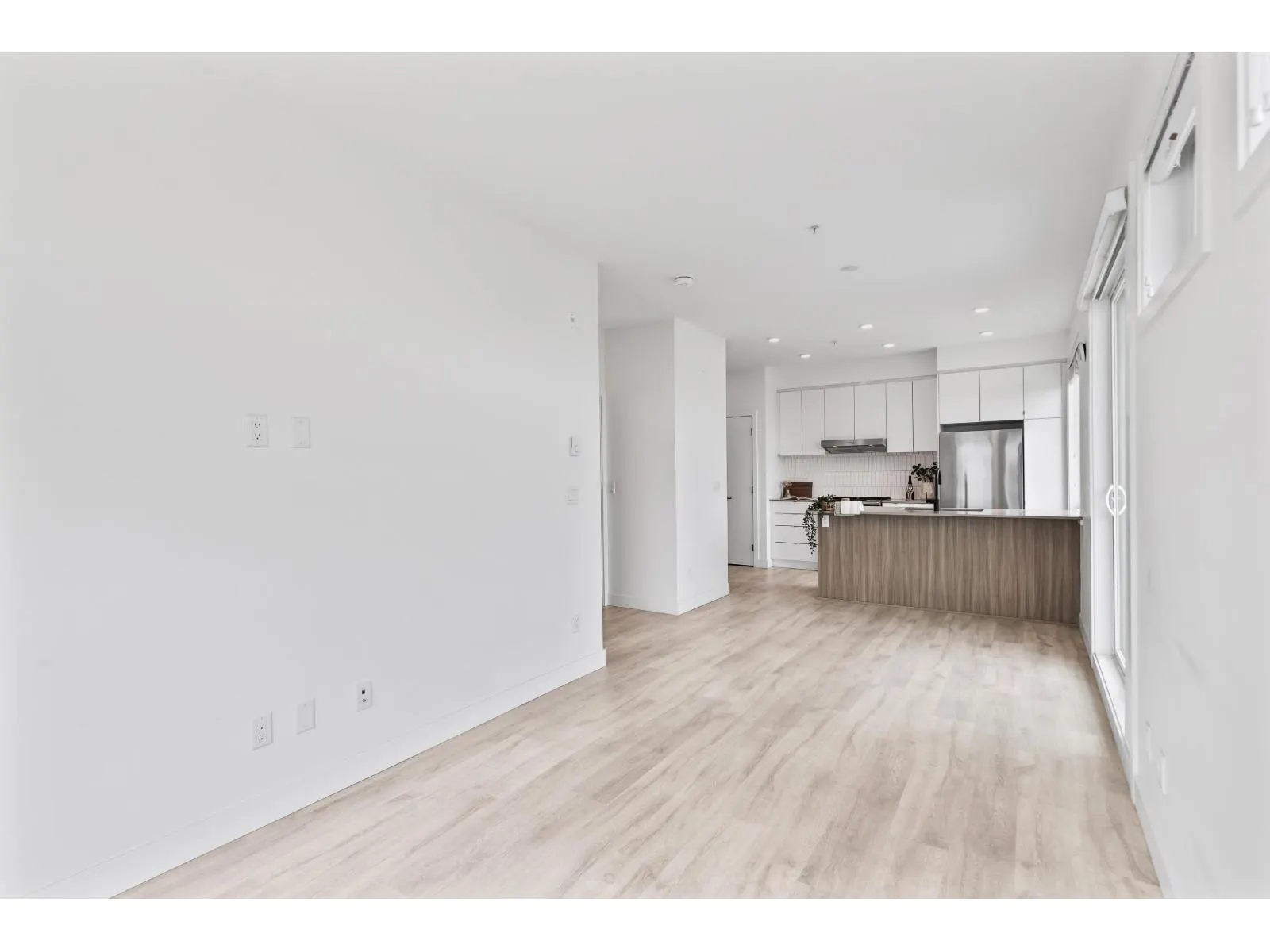 401 32828 LANDEAU PLACE
