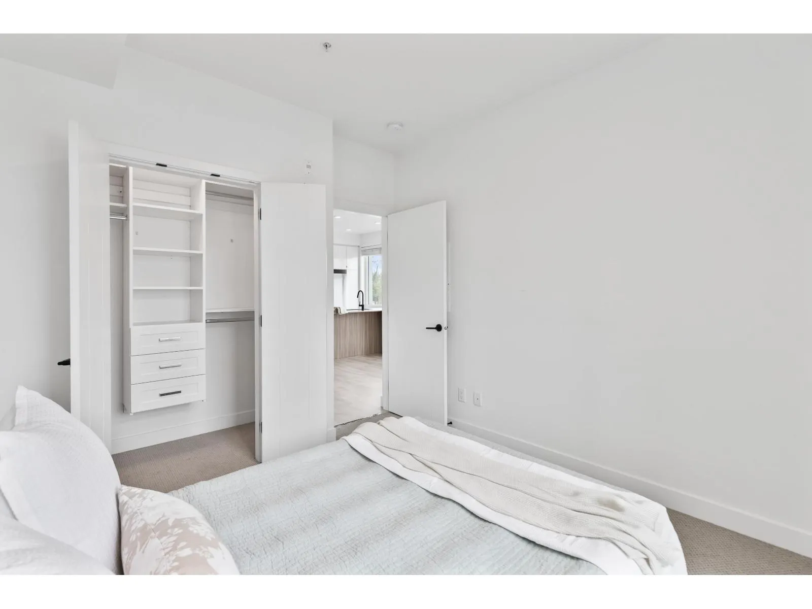 401 32828 LANDEAU PLACE