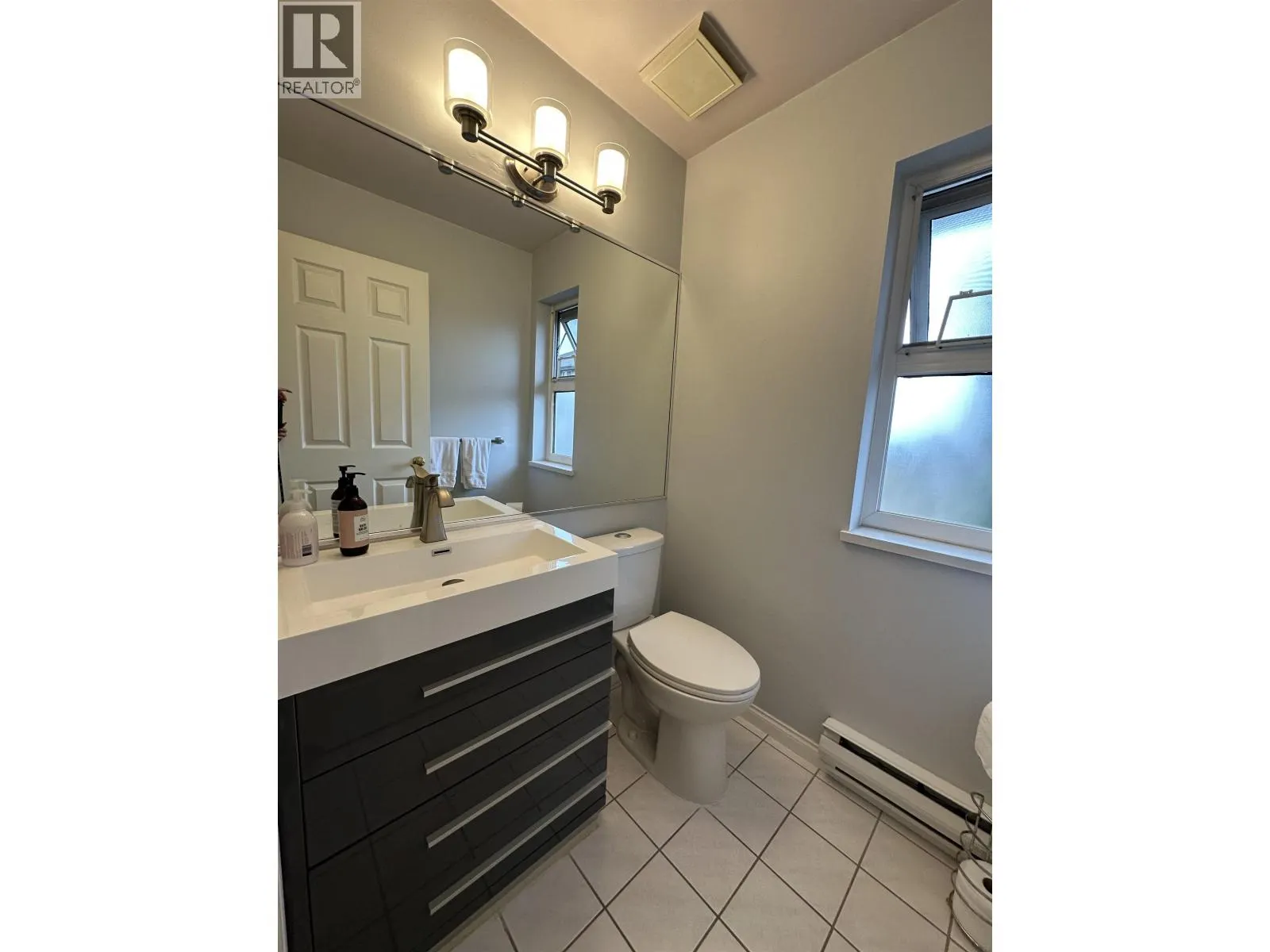 18 2538 PITT RIVER ROAD