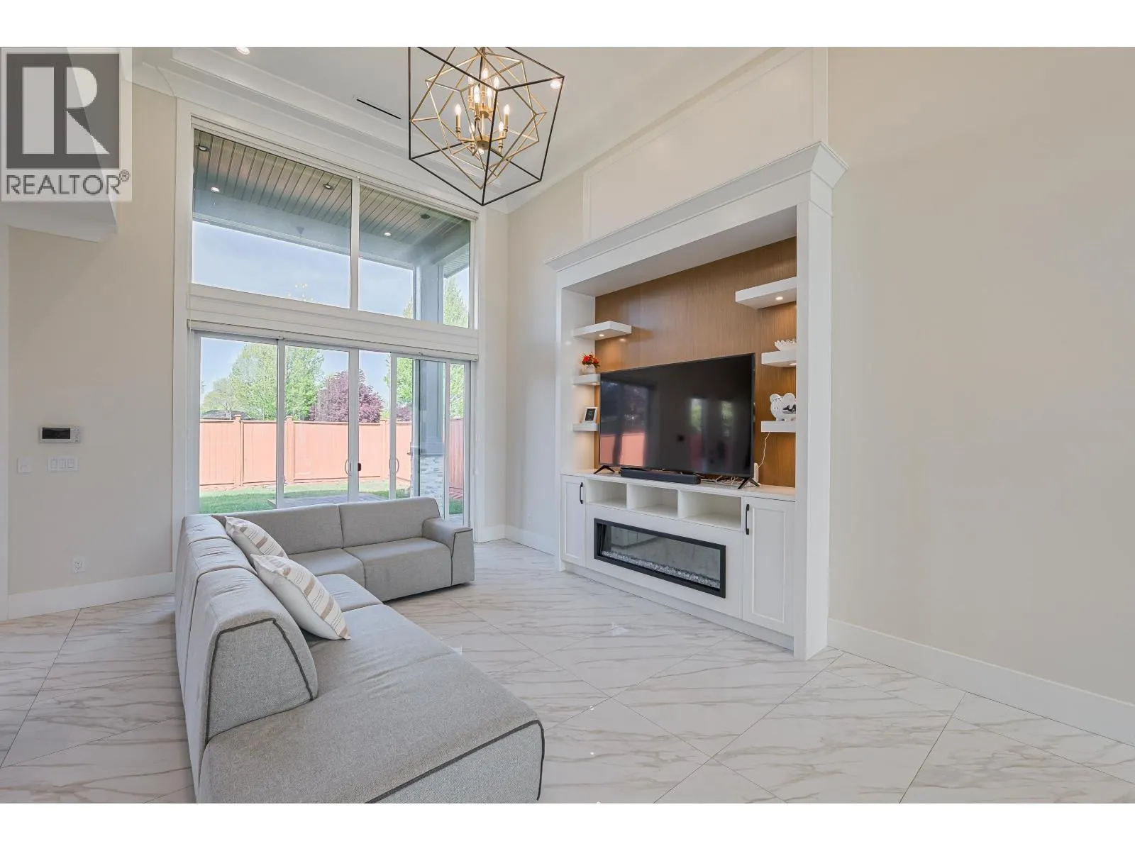 8511 SIERPINA DRIVE