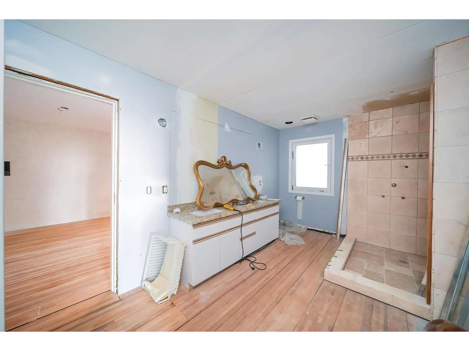 5242 STATION ROAD