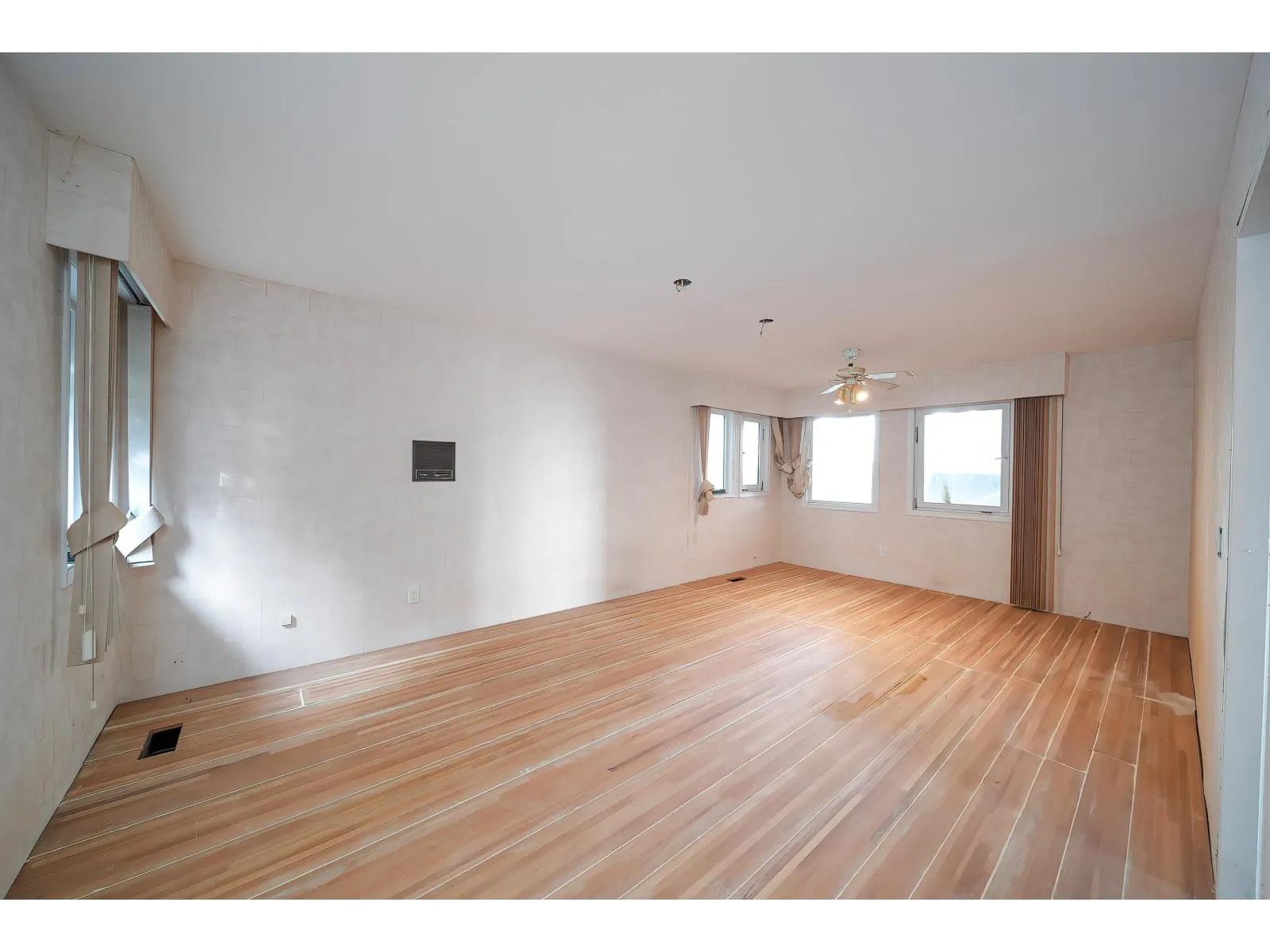 5242 STATION ROAD