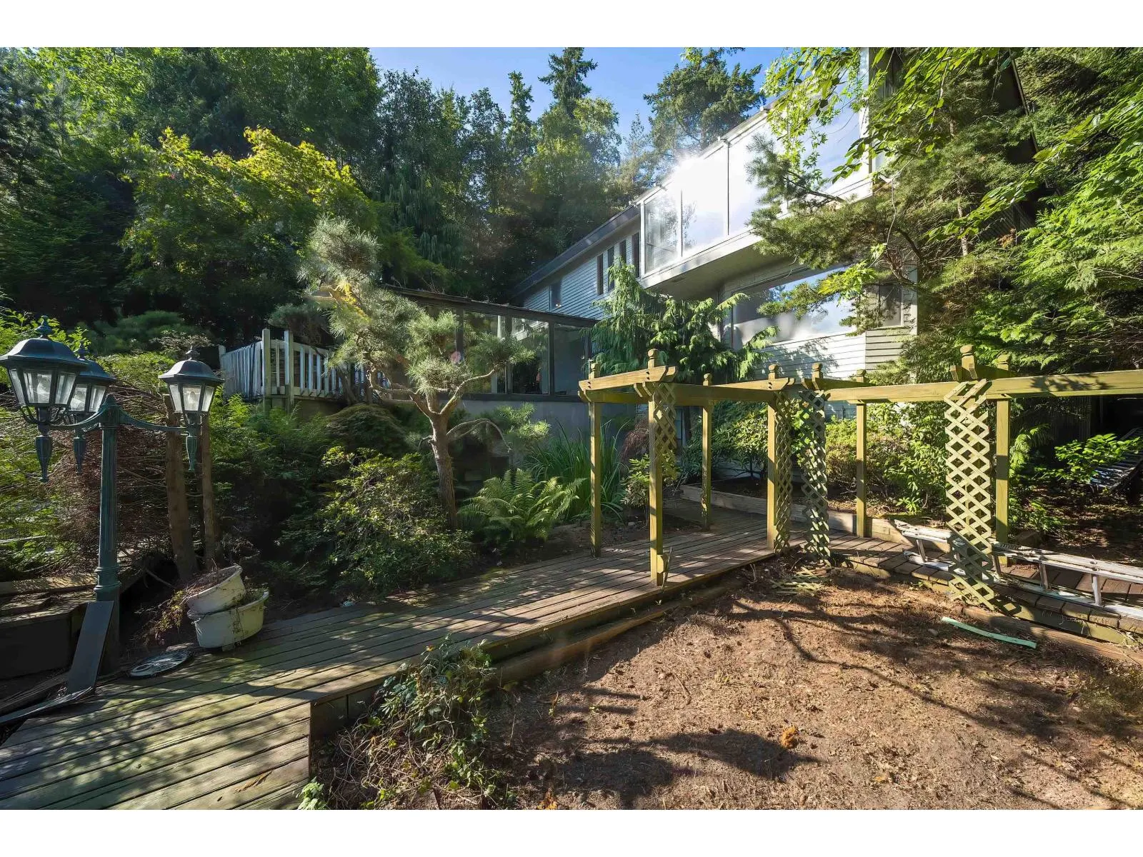 5242 STATION ROAD