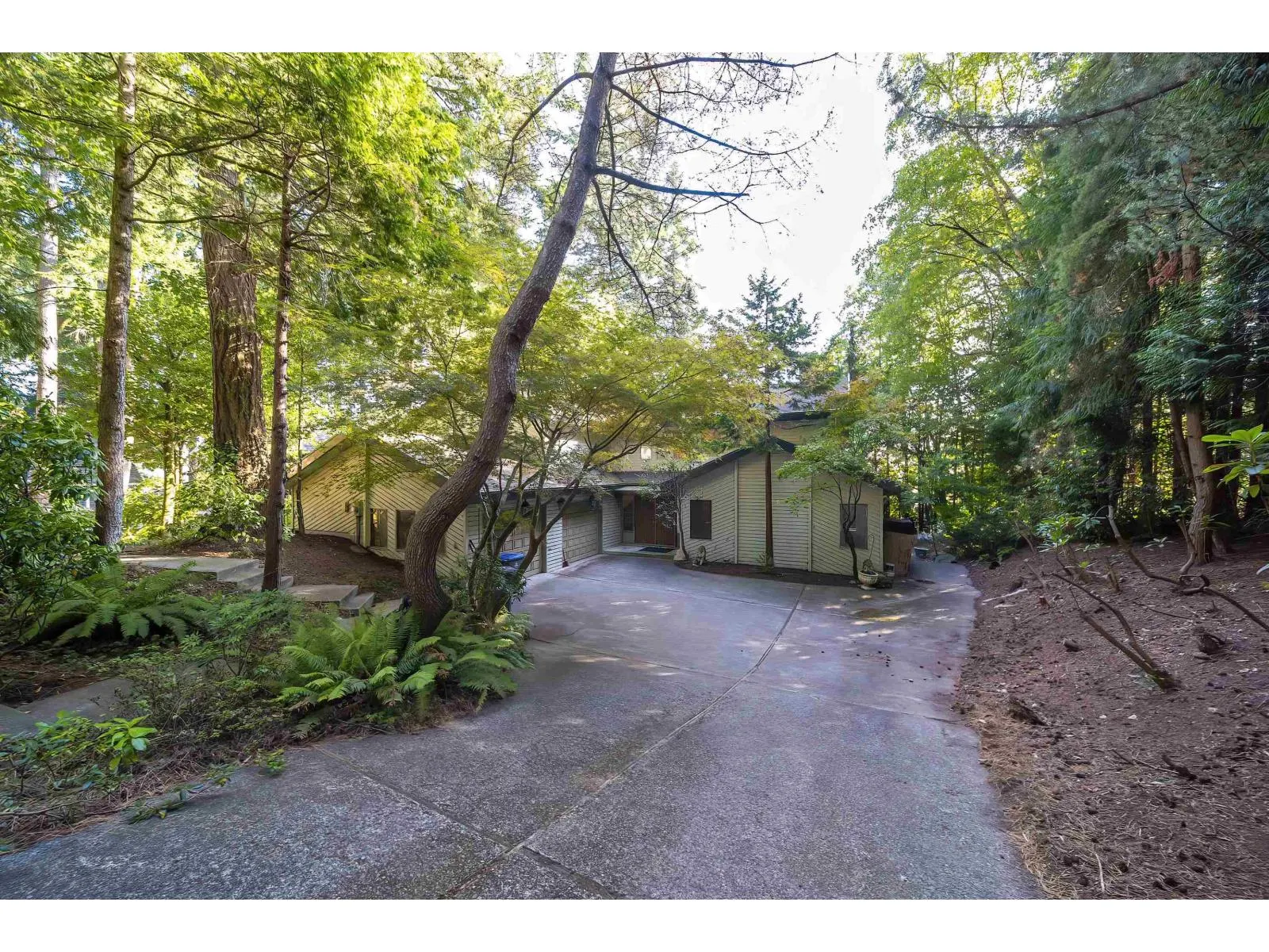 5242 STATION ROAD