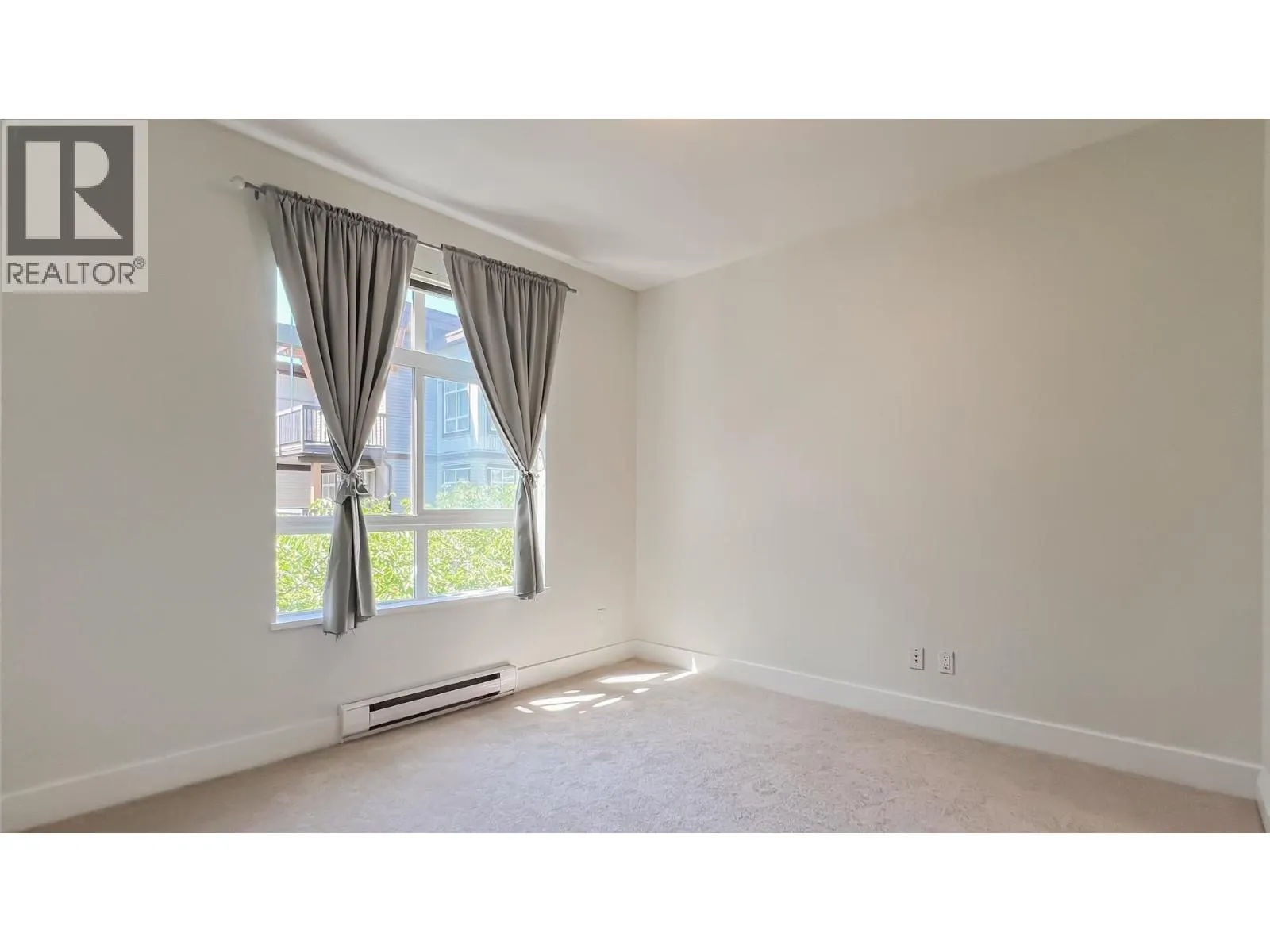 327 6033 KATSURA STREET