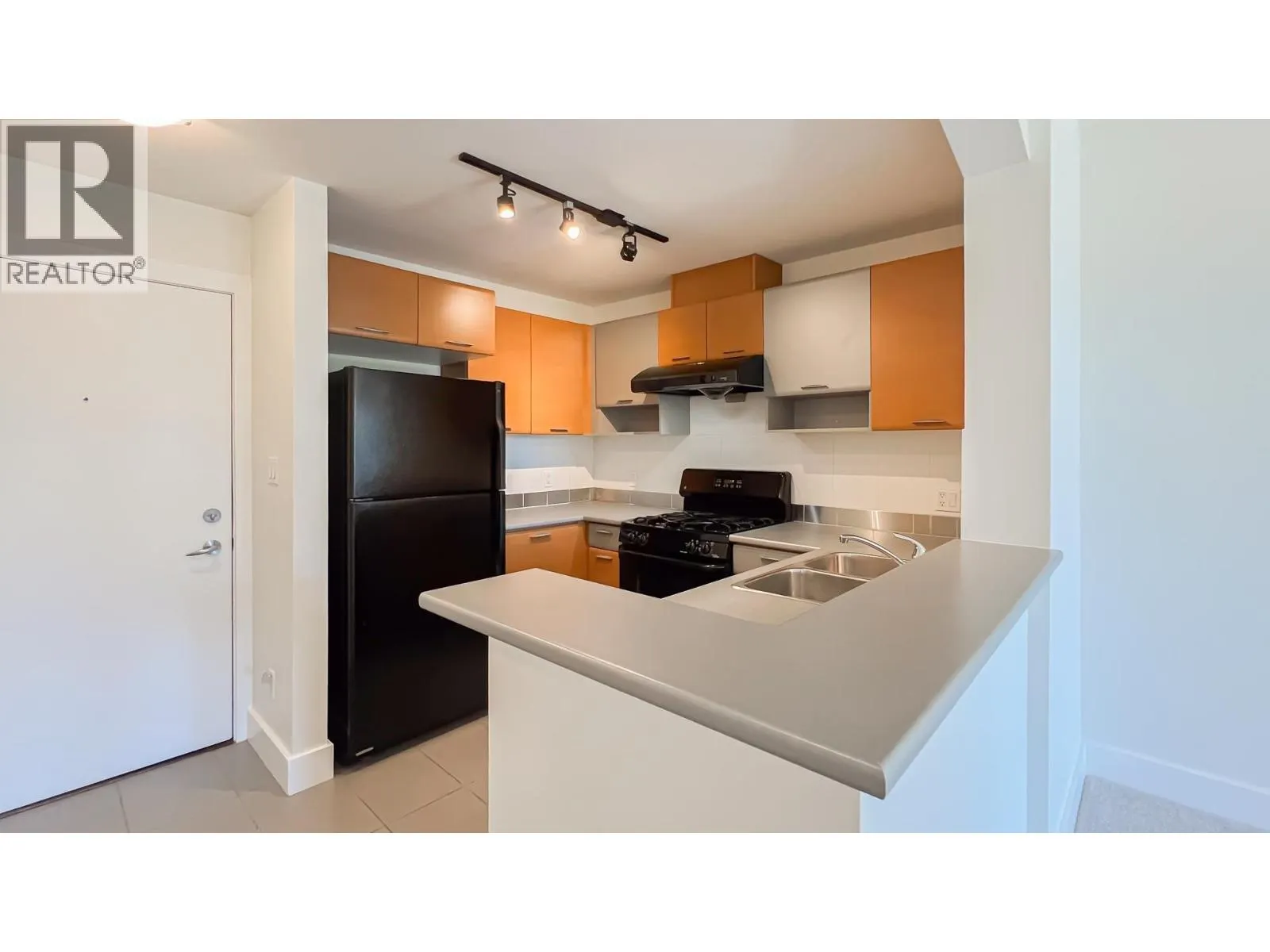 327 6033 KATSURA STREET