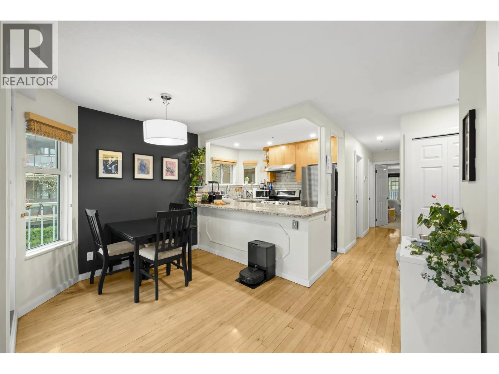 1868 W 8TH AVENUE
