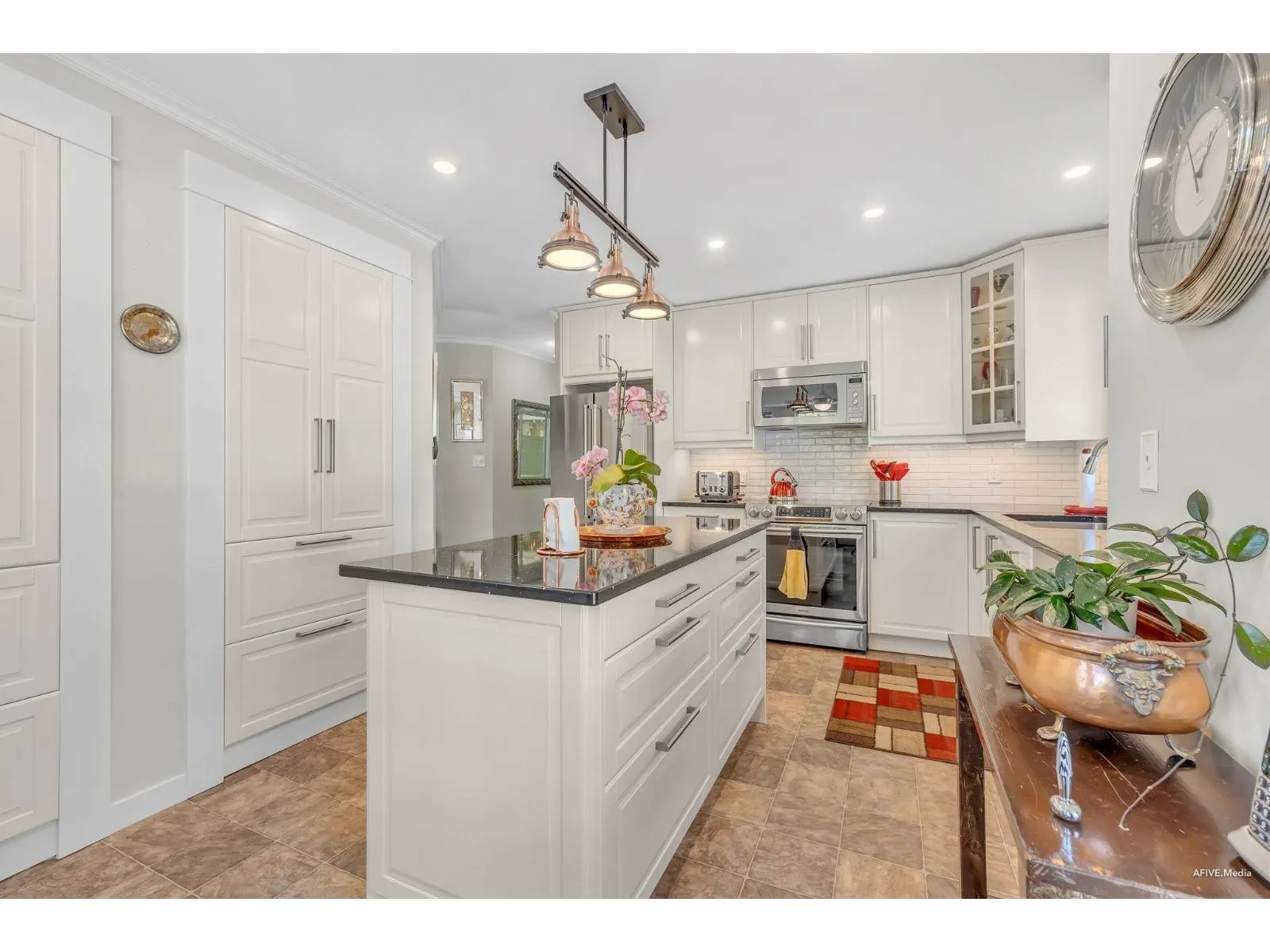 120 6841 138 STREET