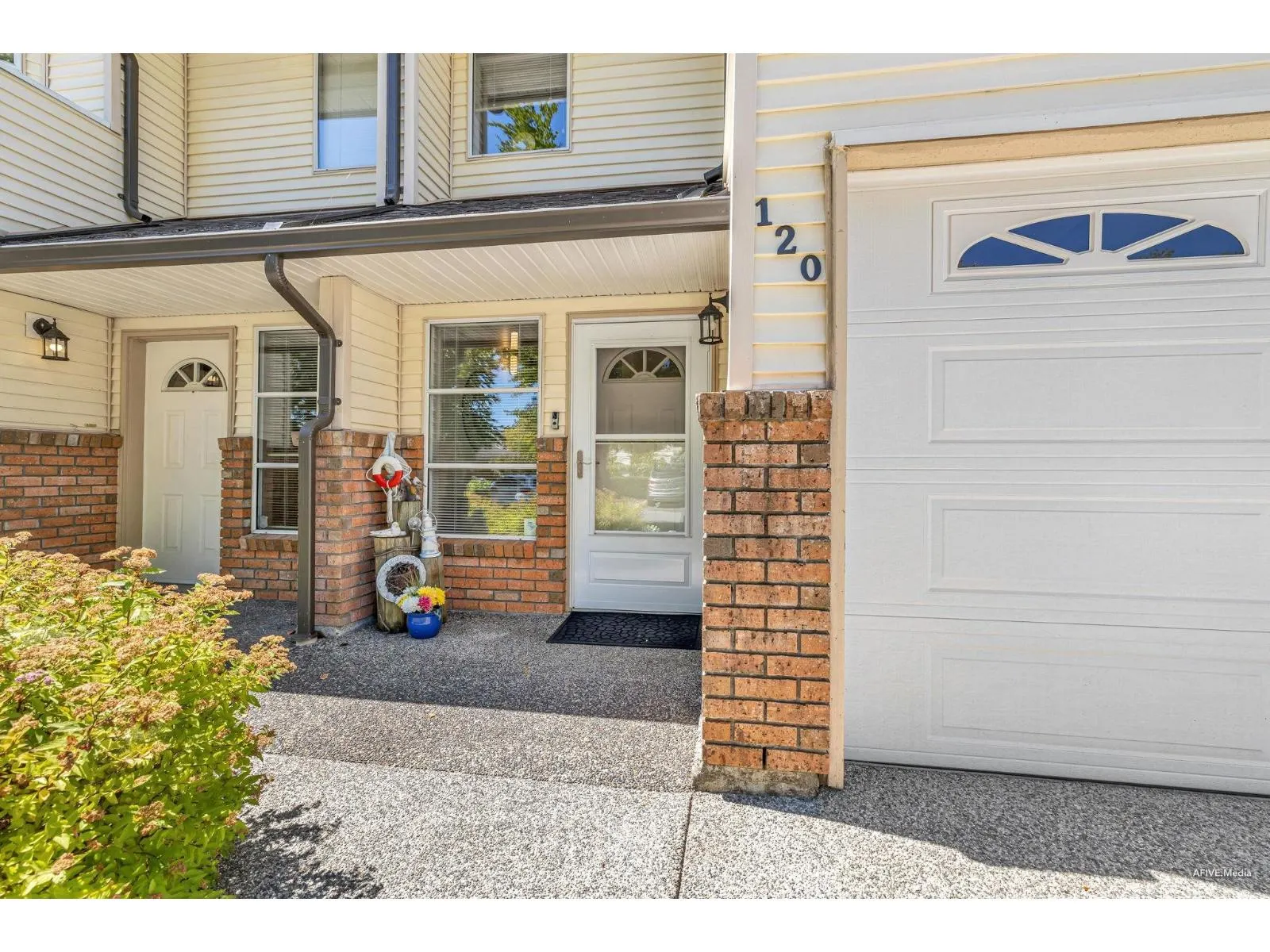 120 6841 138 STREET