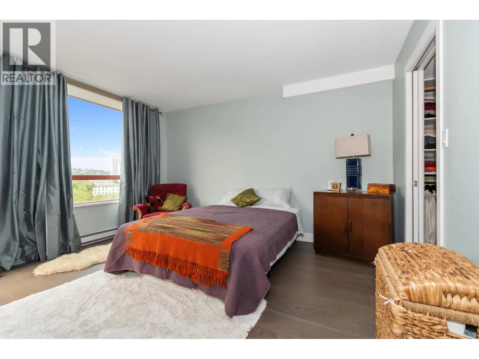 1104 38 LEOPOLD PLACE