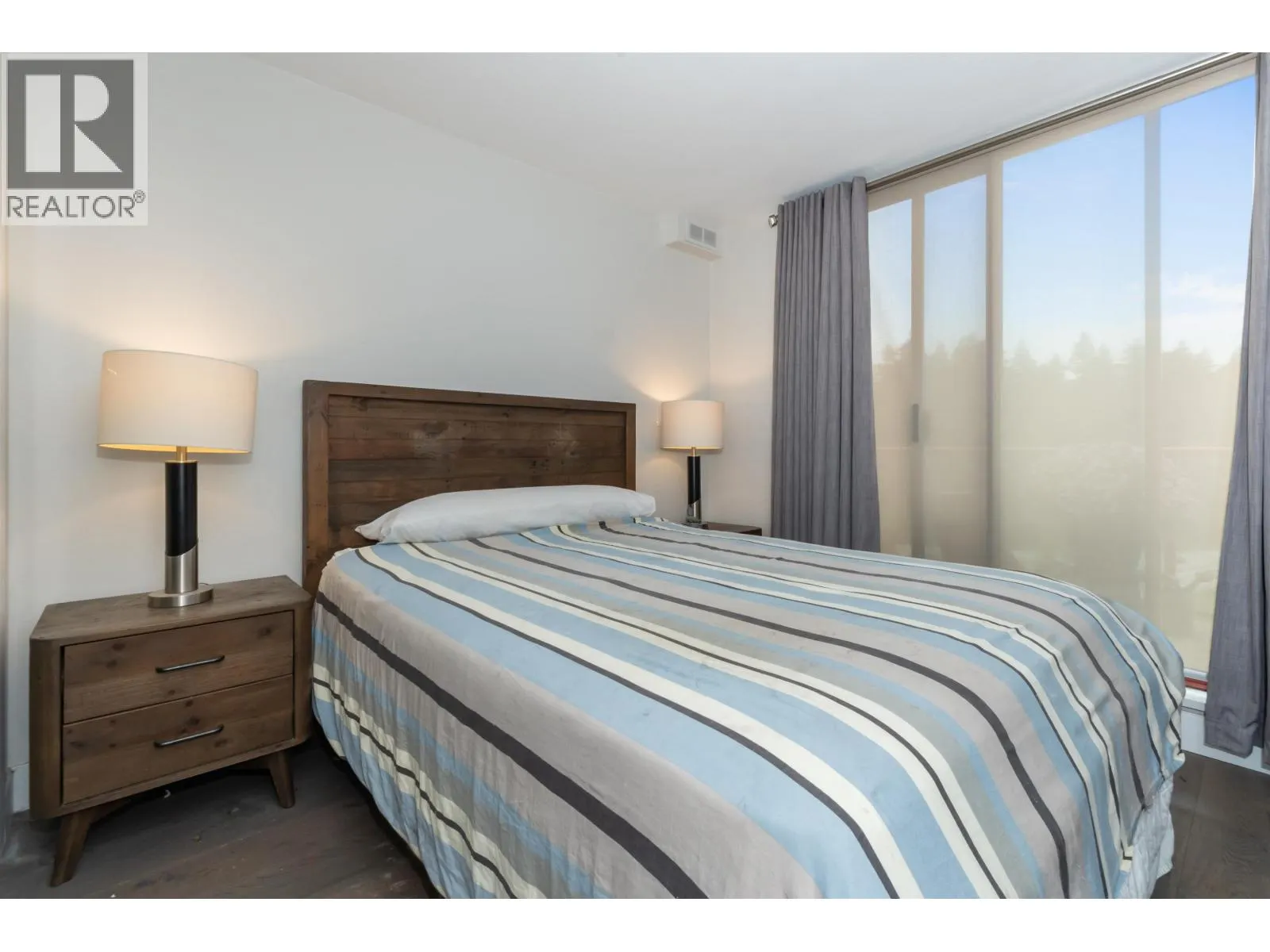 1104 38 LEOPOLD PLACE