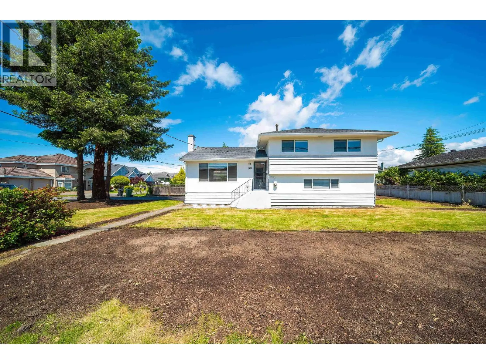 3871 YOUNGMORE ROAD