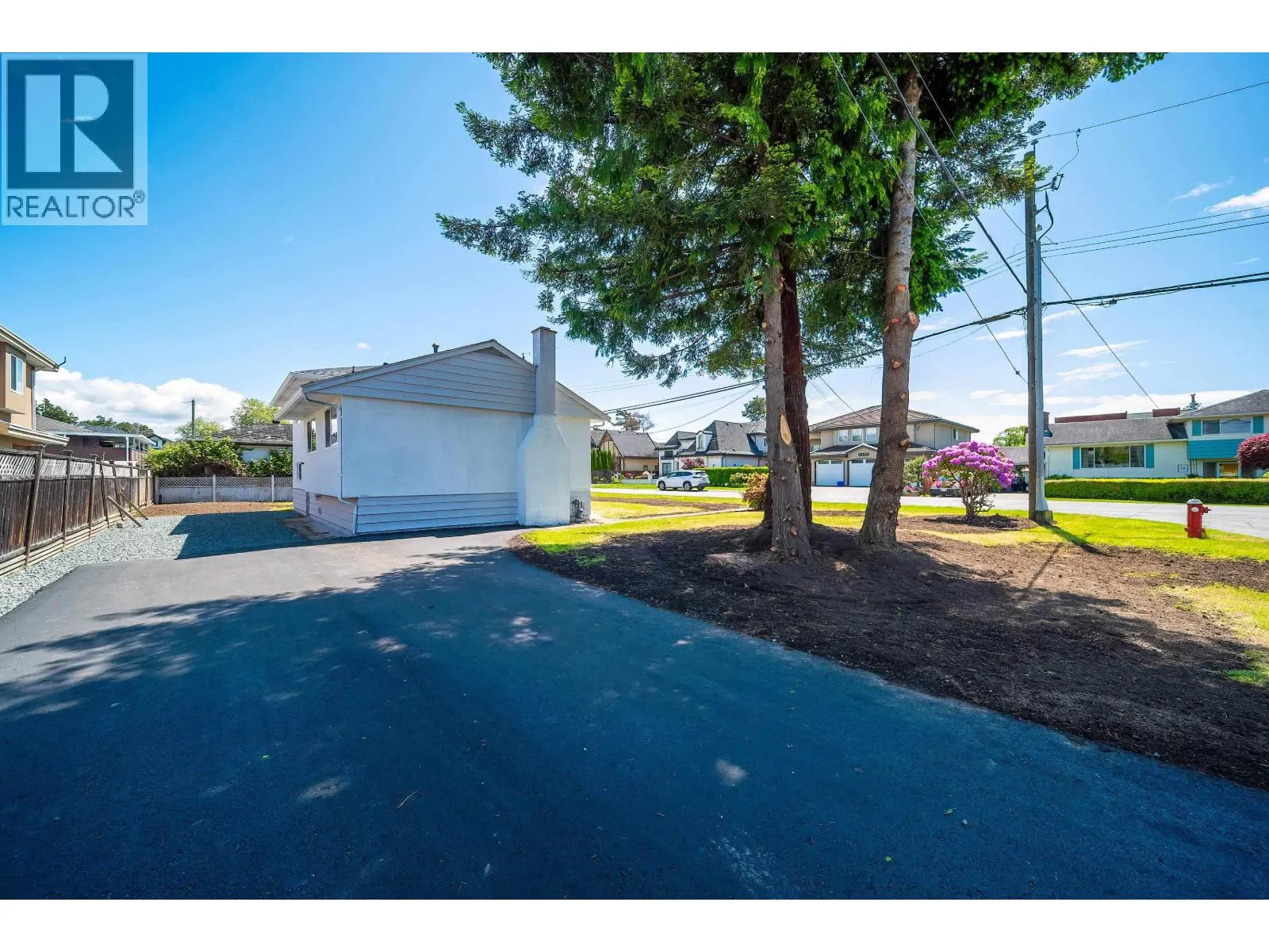 3871 YOUNGMORE ROAD