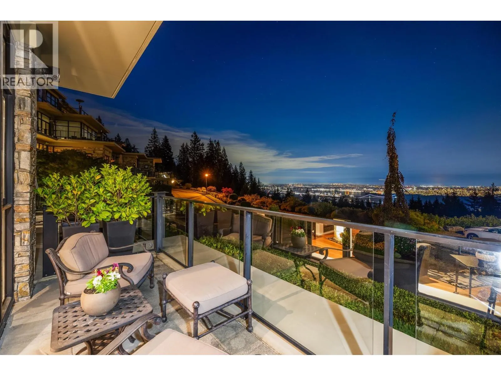 102 2285 TWIN CREEK PLACE