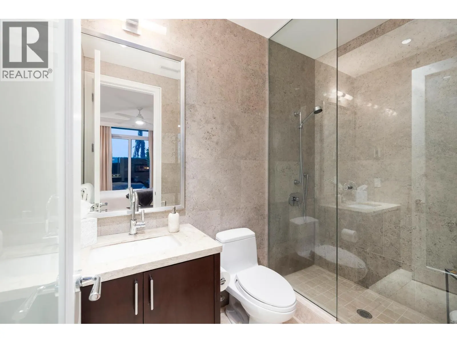 102 2285 TWIN CREEK PLACE