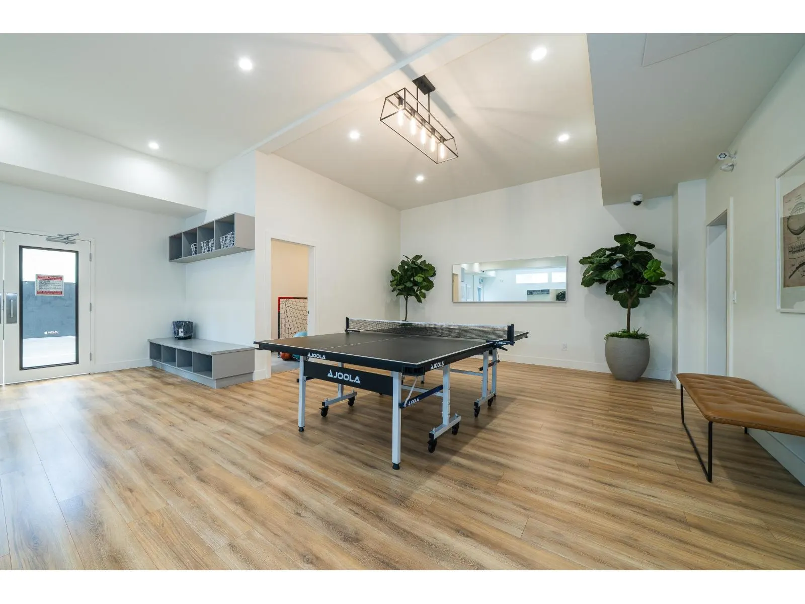 81 16561 17A AVENUE