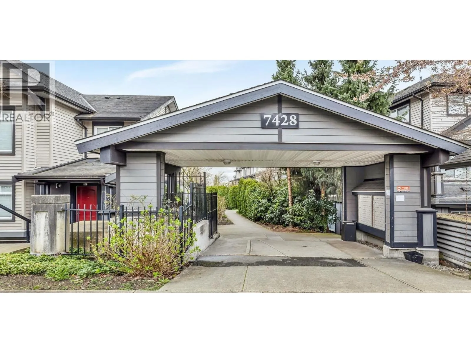 46 7428 14TH AVENUE