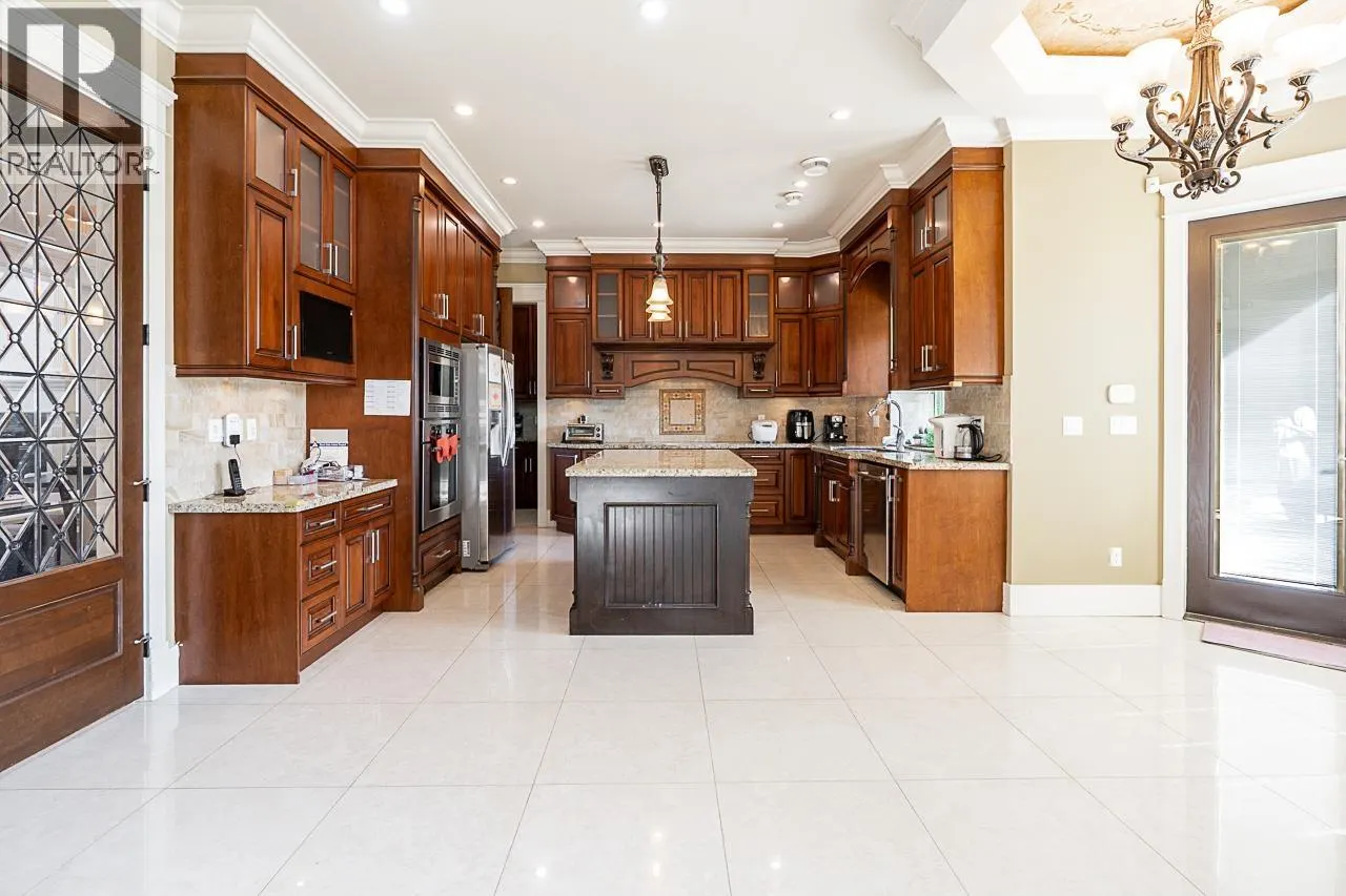 7600 BELAIR DRIVE