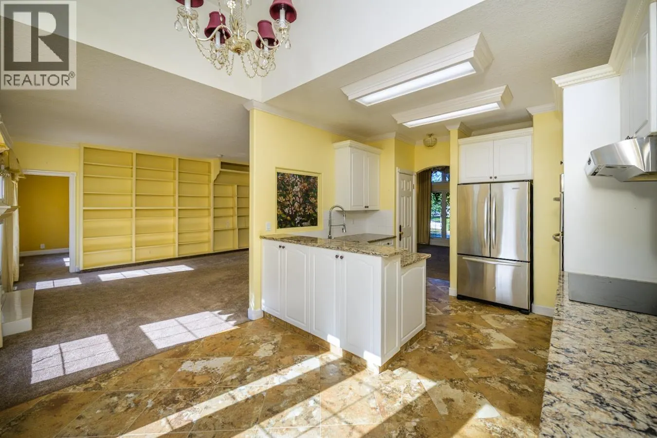 2667 HEWLETT COURT