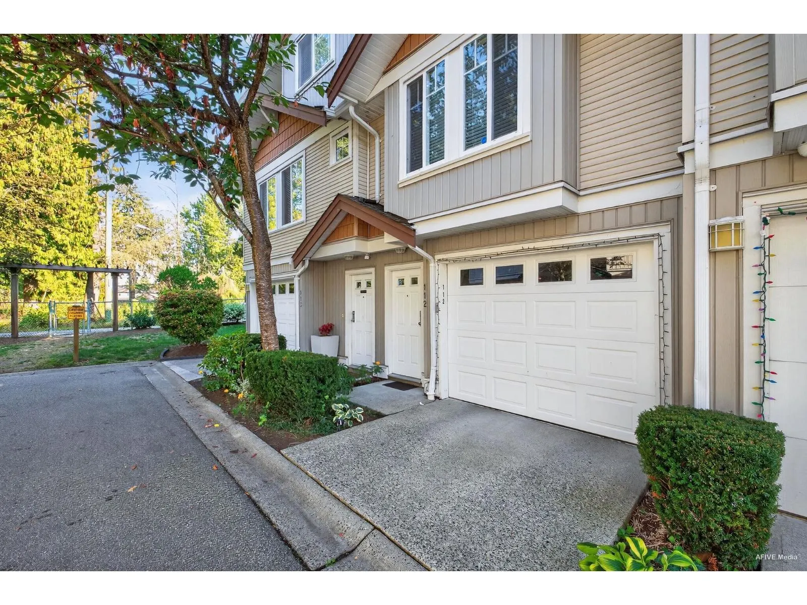 112 12711 64 AVENUE