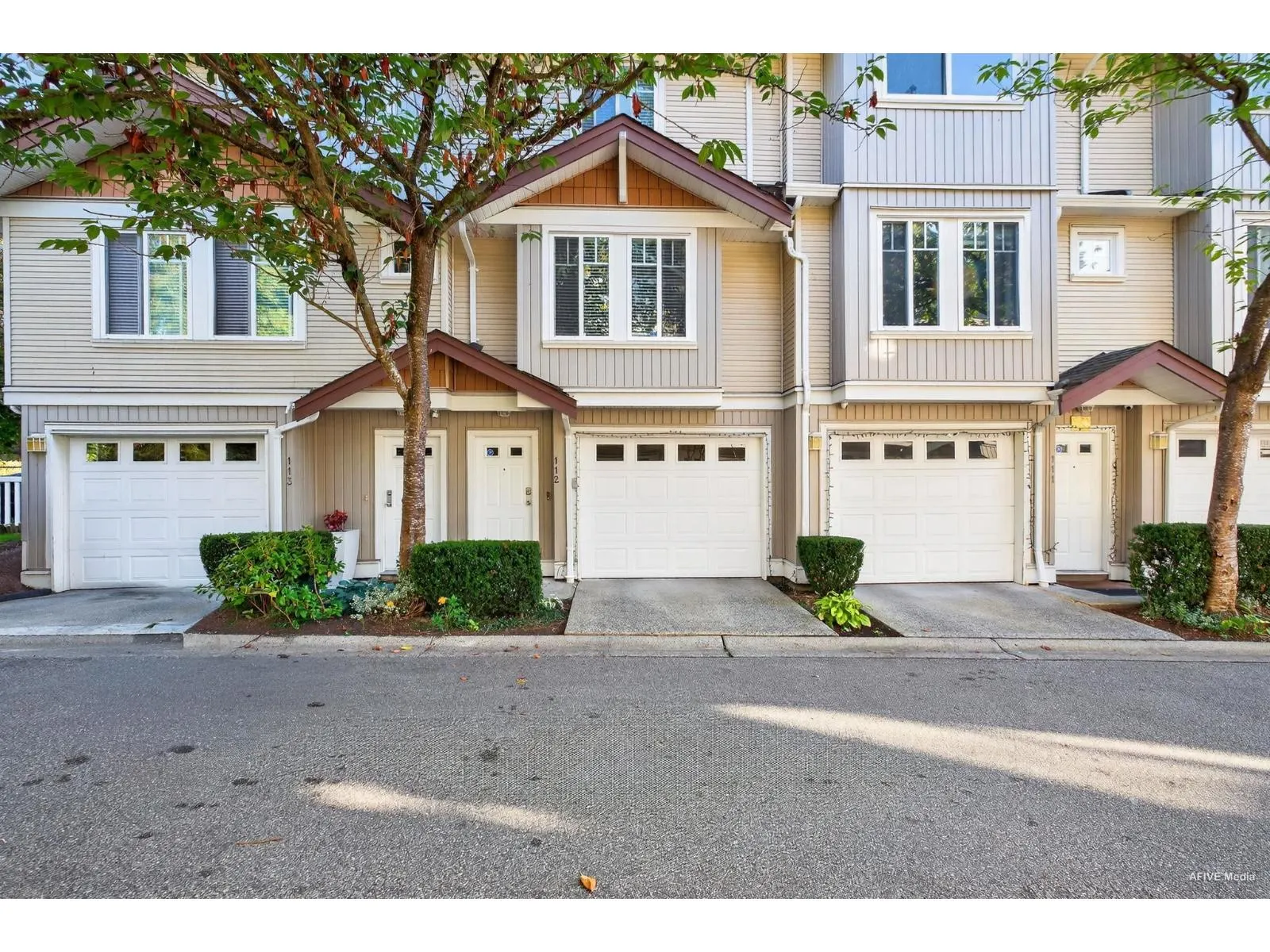 112 12711 64 AVENUE