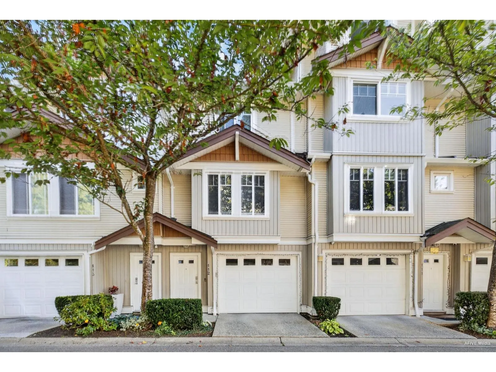 112 12711 64 AVENUE